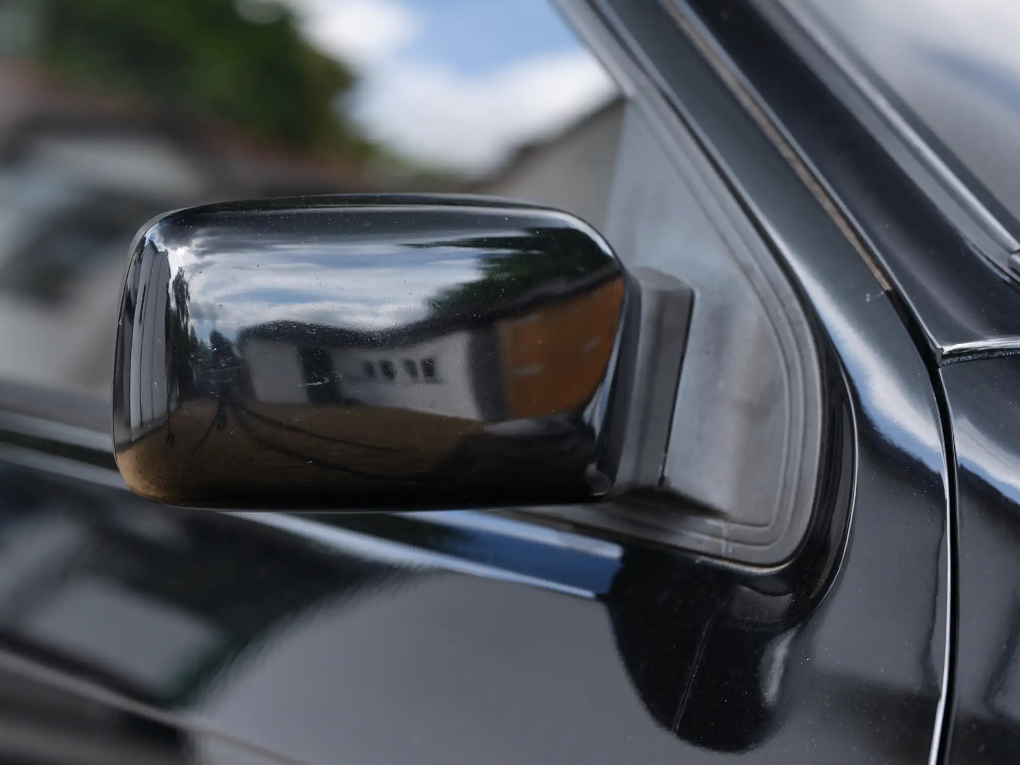 1987 Ford Sierra RS500 (#143/500)-Sold