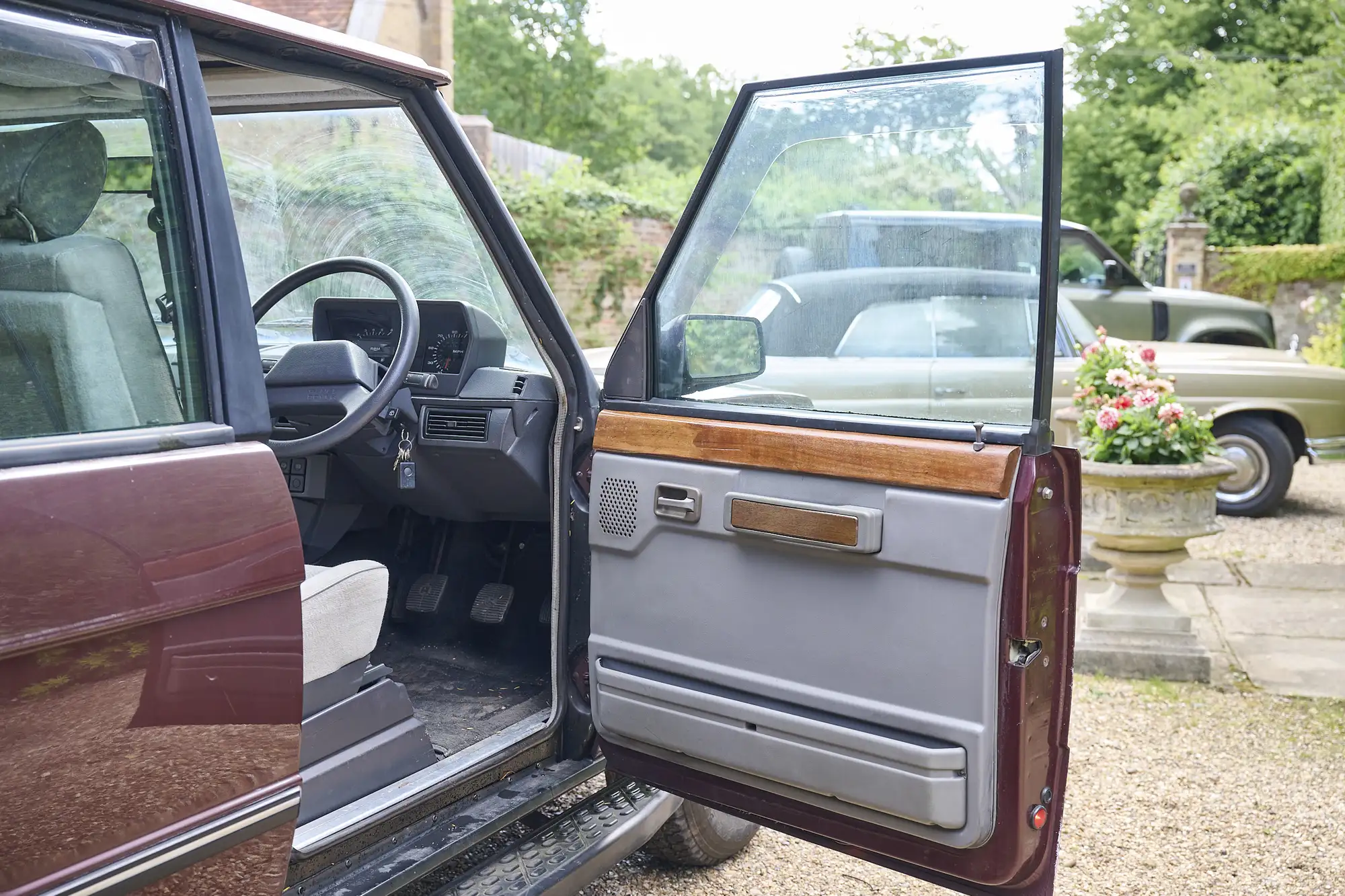 1987 Range Rover Vogue V8 3.5 EFi Manual-Sold