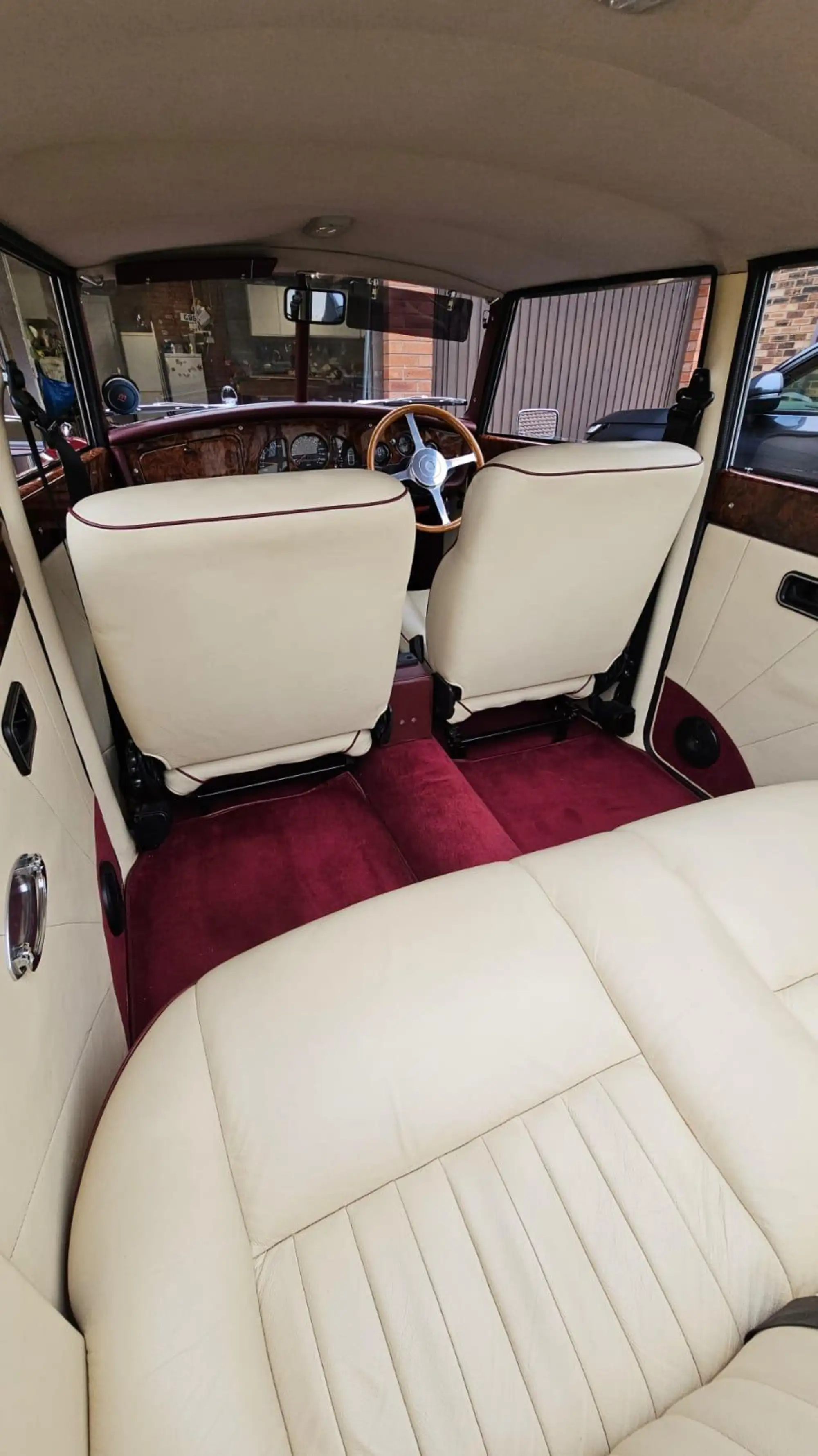 Royale Windsor Landaulet 3.0 V6-Sold
