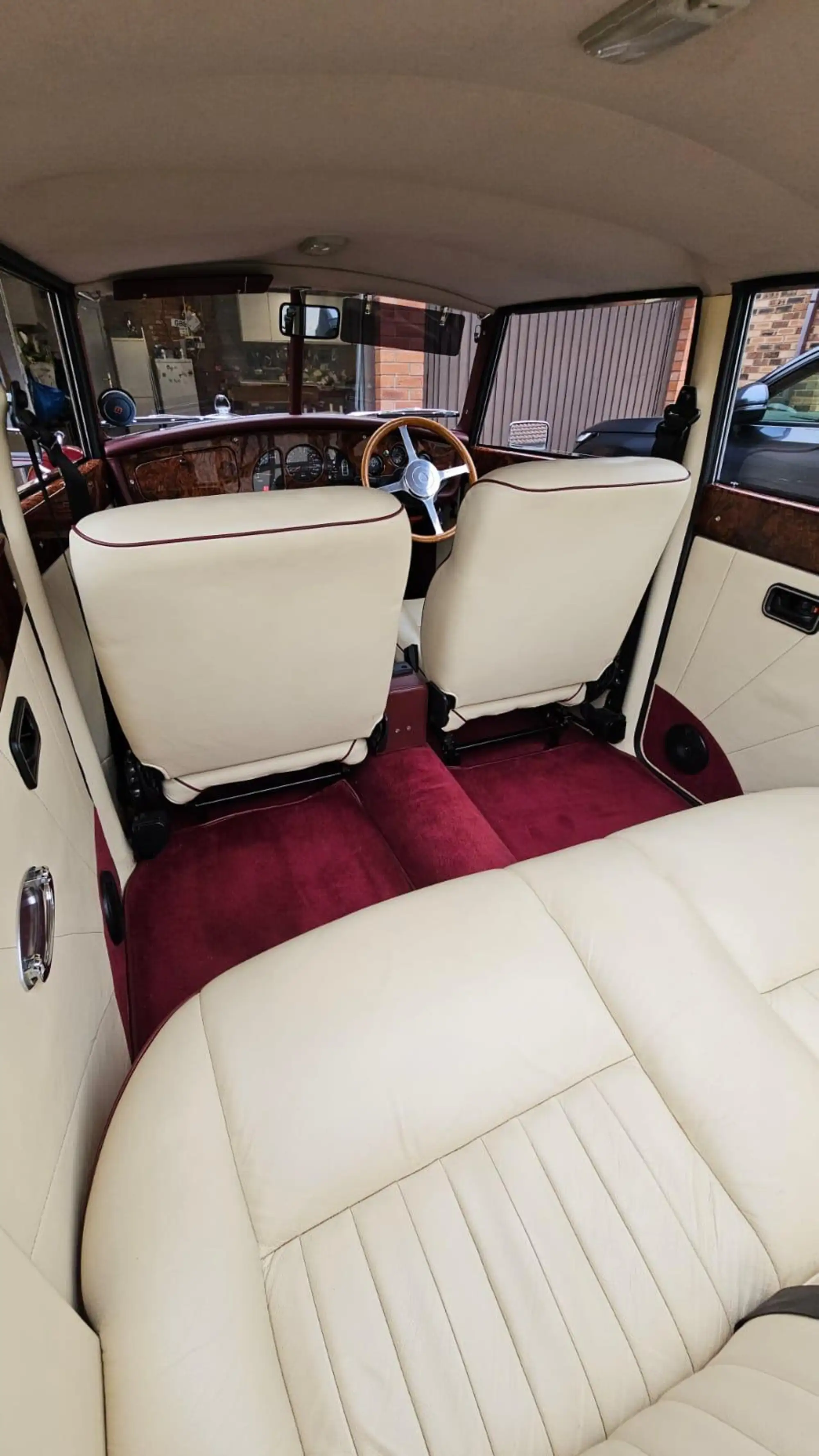 Royale Windsor Landaulet 3.0 V6-Sold