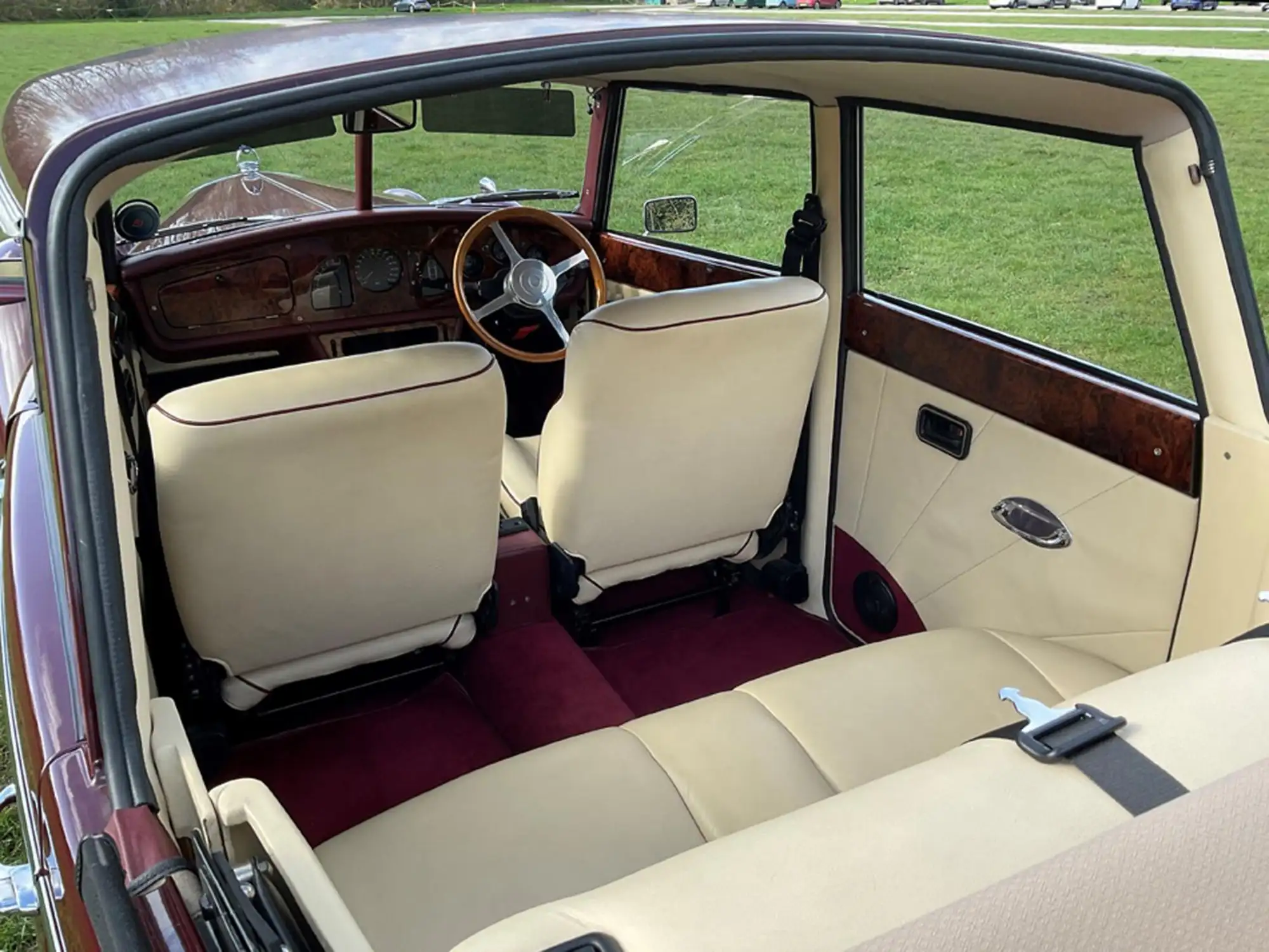 Royale Windsor Landaulet 3.0 V6-Sold