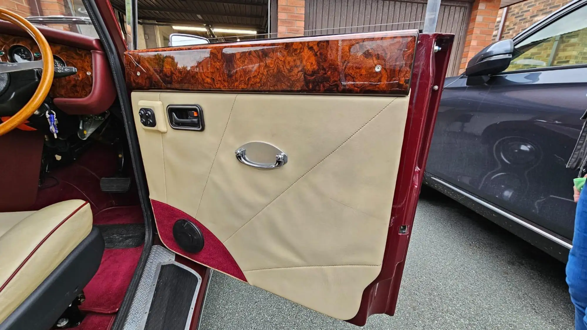 Royale Windsor Landaulet 3.0 V6-Sold