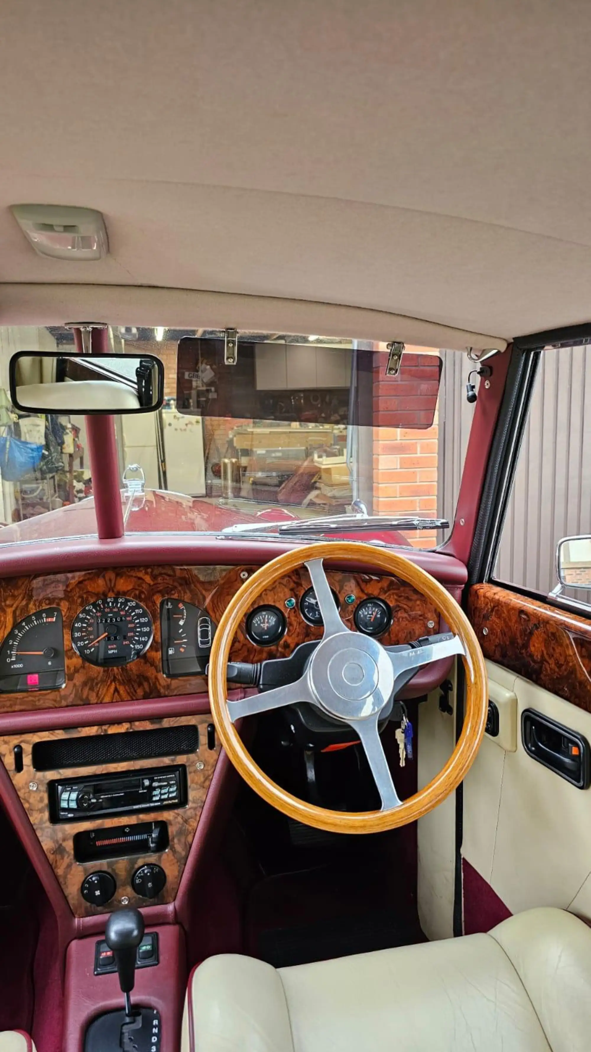 Royale Windsor Landaulet 3.0 V6-Sold