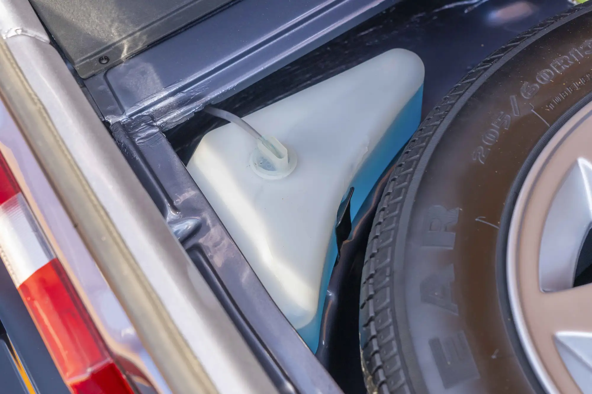 1987 Ford Capri 2.8 Injection-Sold