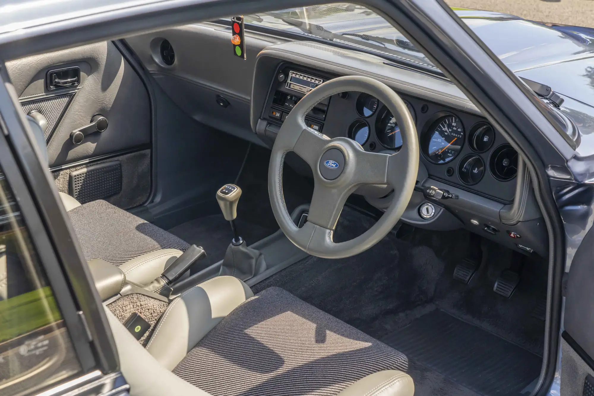 1987 Ford Capri 2.8 Injection-Sold