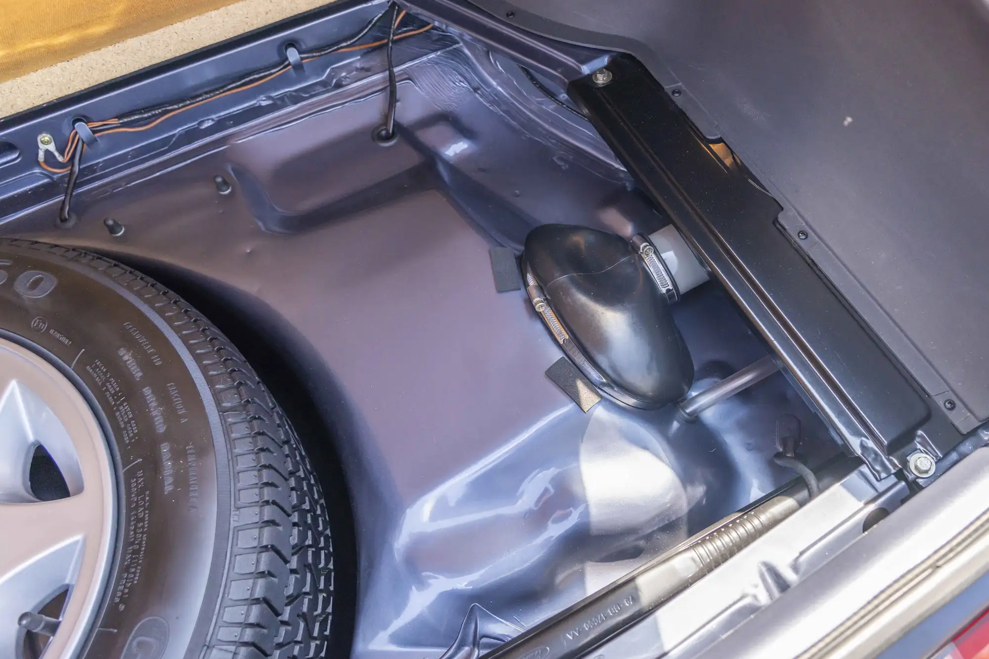 1987 Ford Capri 2.8 Injection-Sold