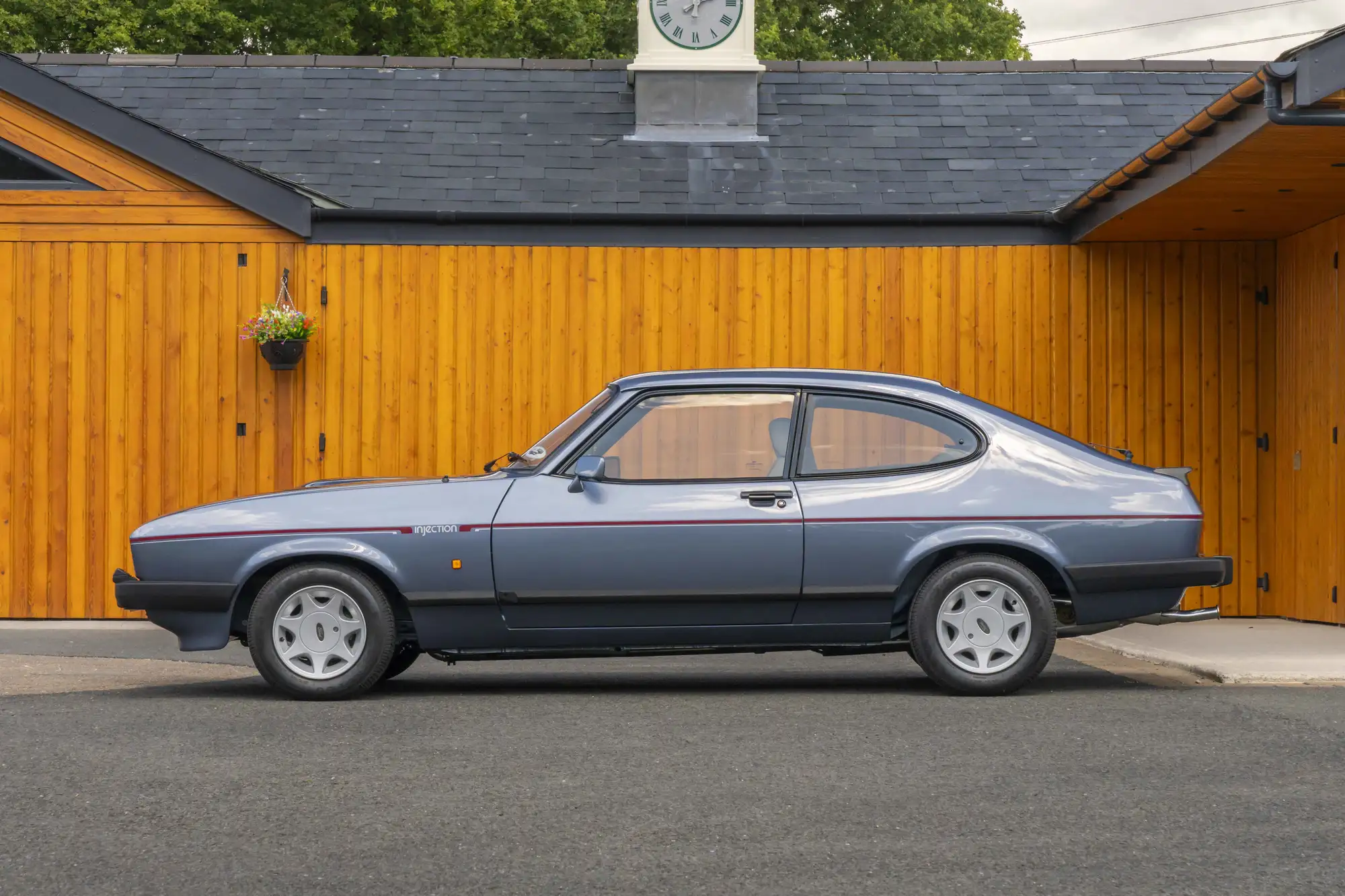 1987 Ford Capri 2.8 Injection-Sold