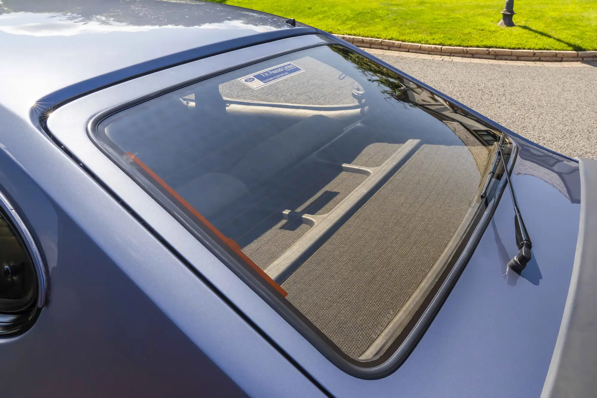 1987 Ford Capri 2.8 Injection-Sold