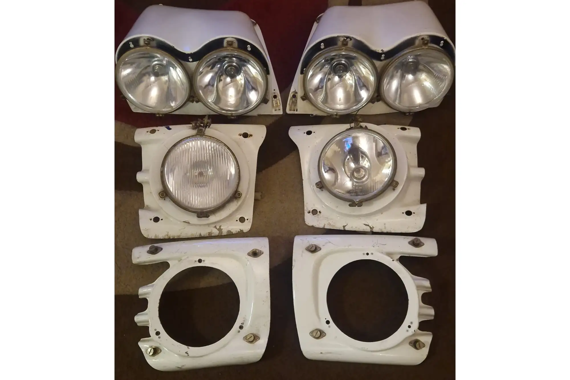 A Set of Subaru Impreza Prodrive PIAA 92-20 Lamps-Sold