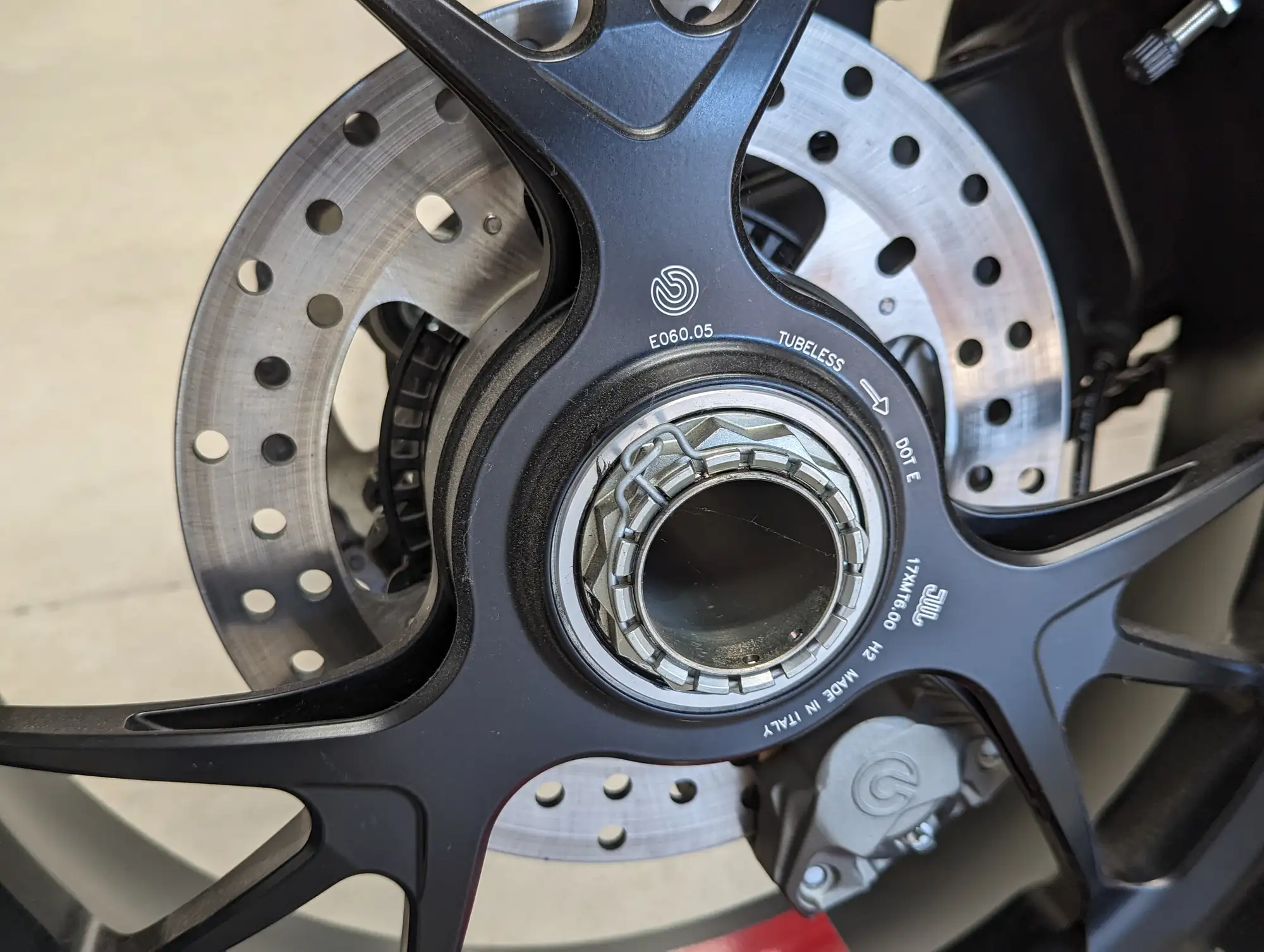 2023 Ducati Panigale V4R 998cc-For Sale