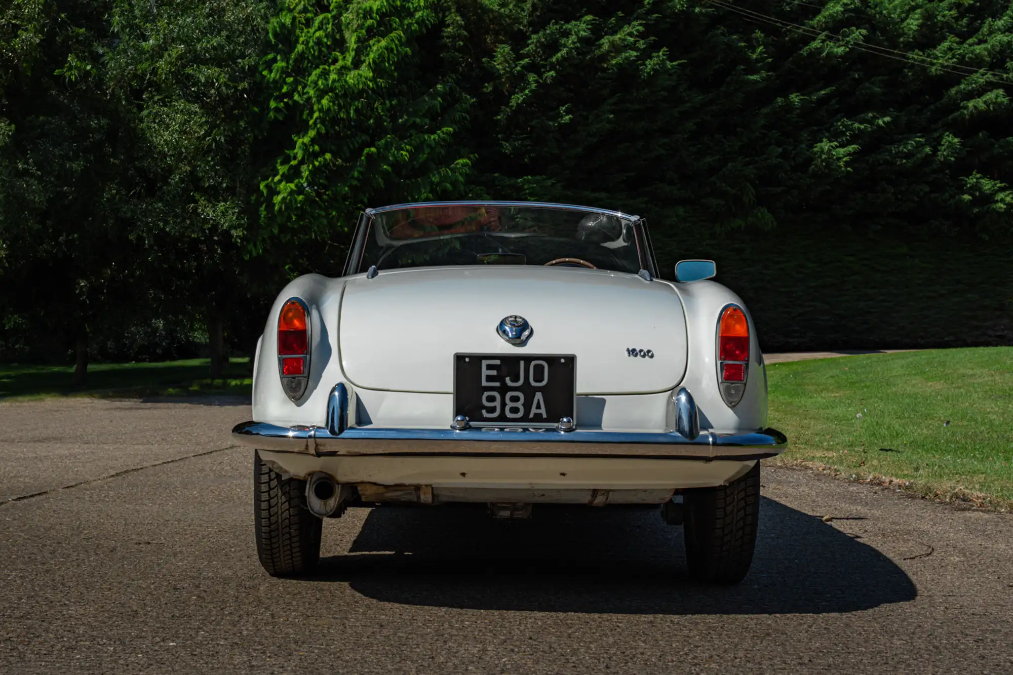 1963 Alfa Romeo Giulia Spider 1600-Sold