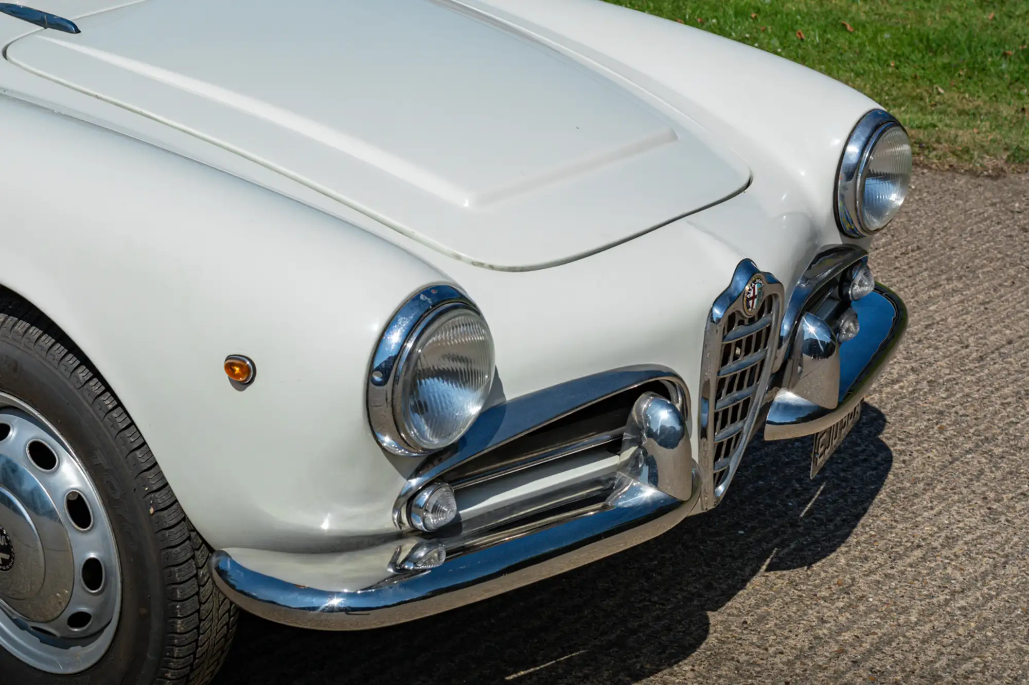 1963 Alfa Romeo Giulia Spider 1600-Sold