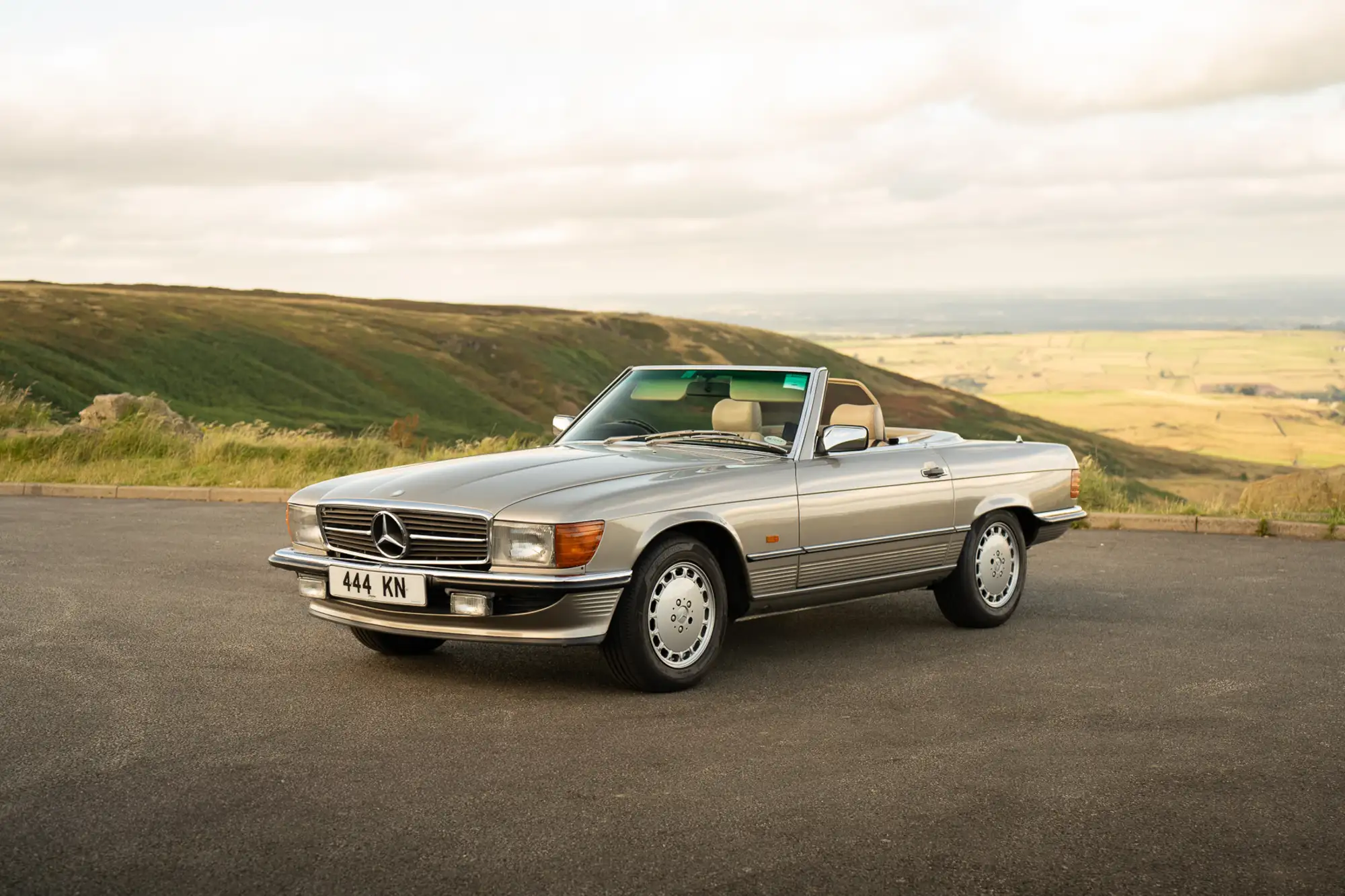 1989 Mercedes 300SL Automatic R107-Sold