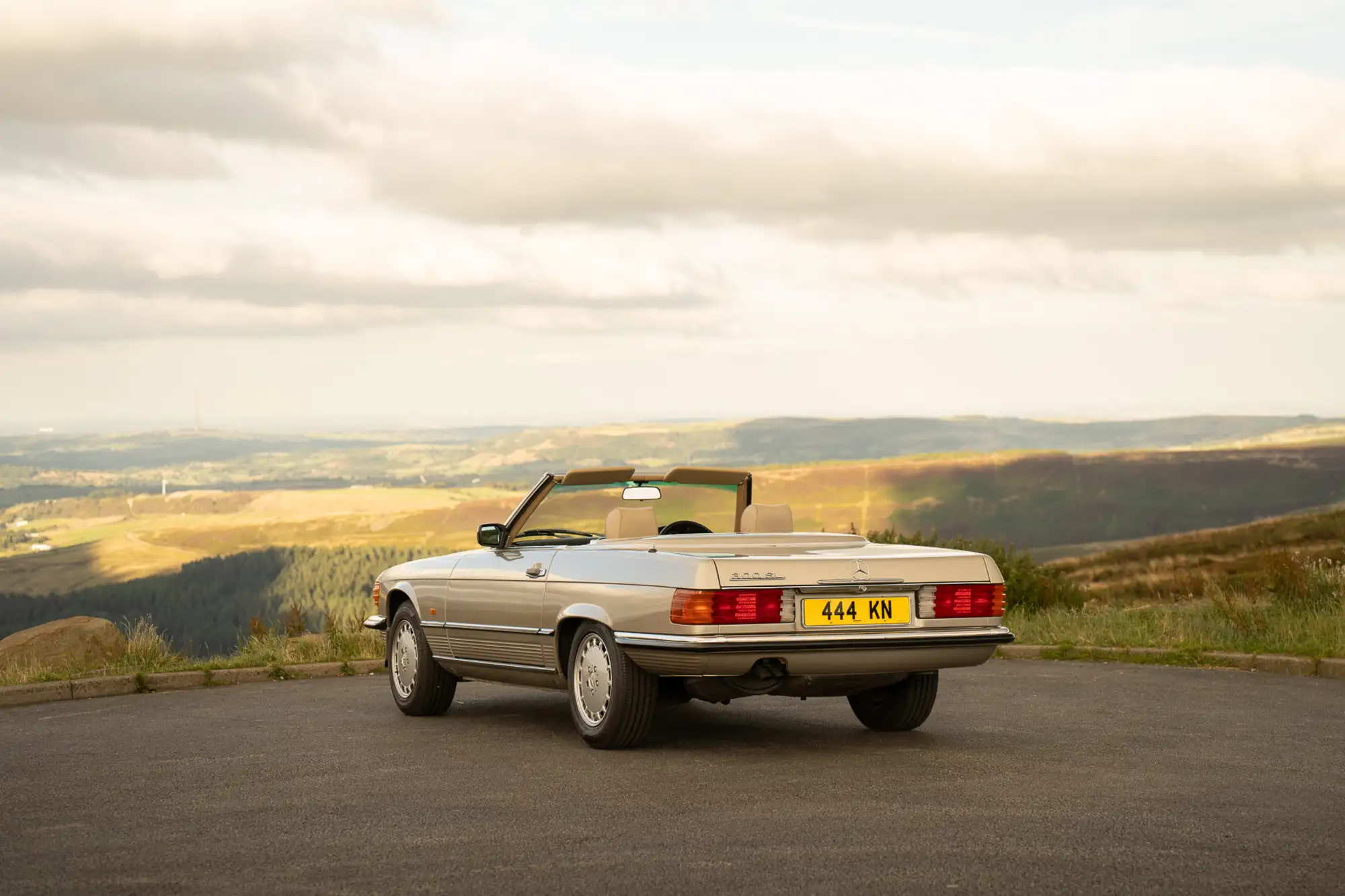 1989 Mercedes 300SL Automatic R107-Sold