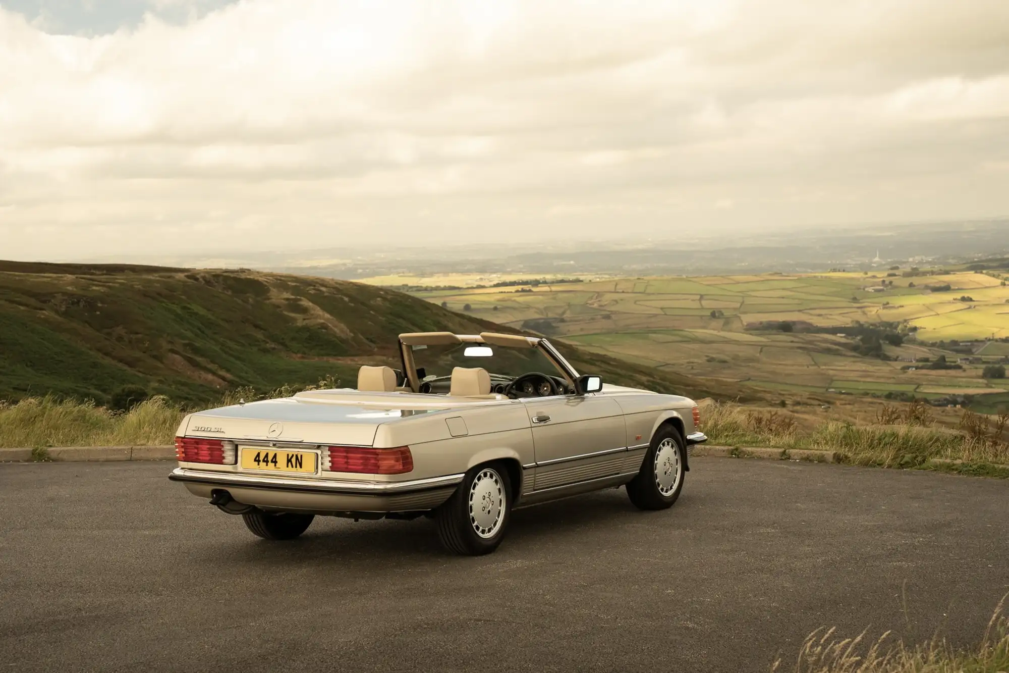 1989 Mercedes 300SL Automatic R107-Sold