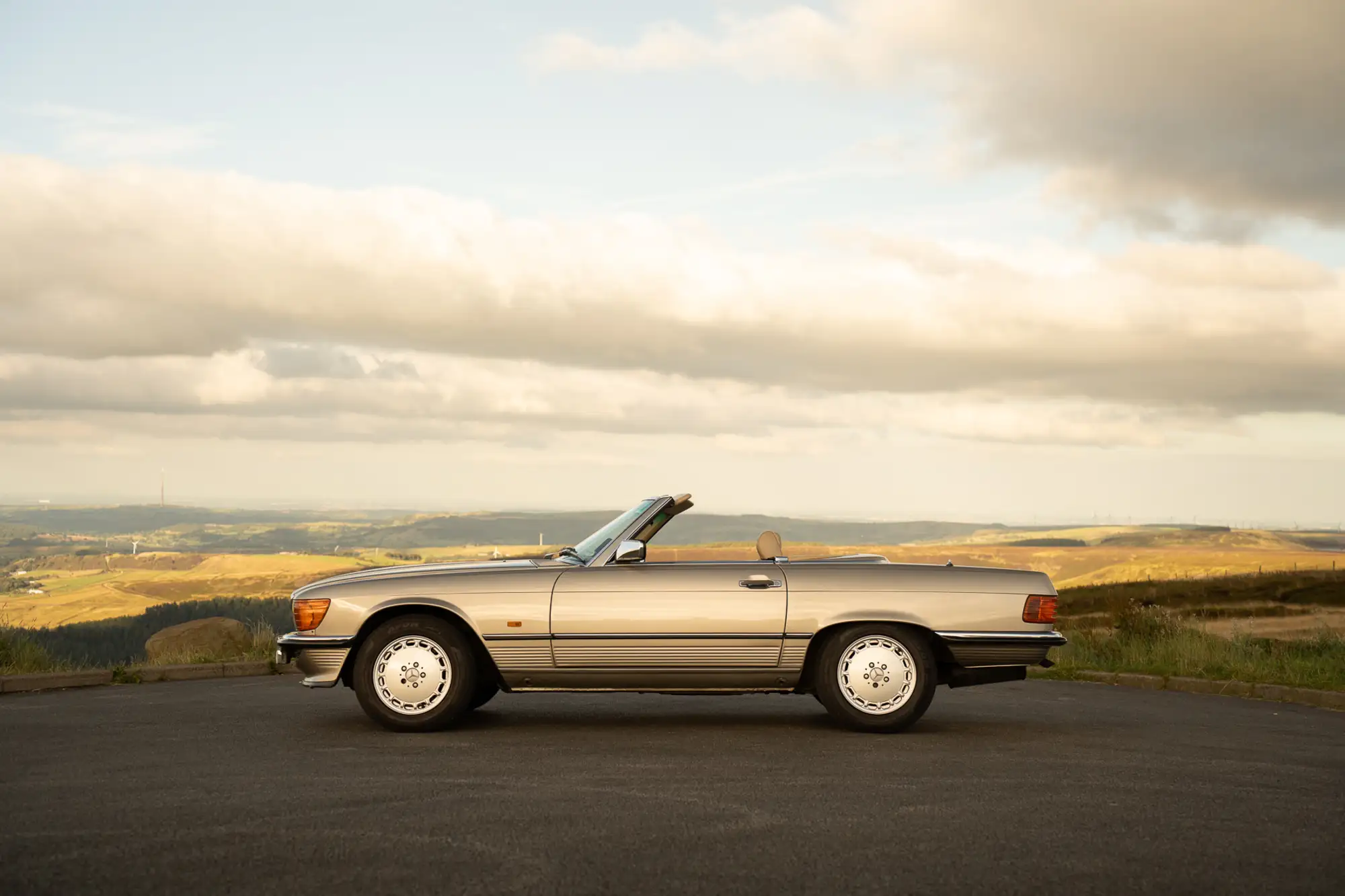 1989 Mercedes 300SL Automatic R107-Sold