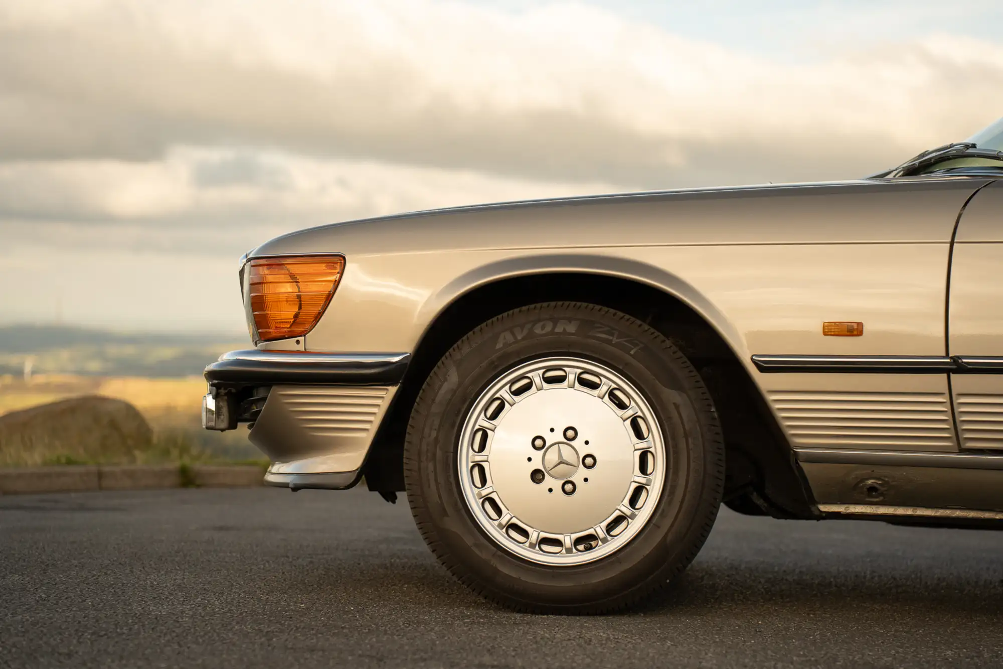 1989 Mercedes 300SL Automatic R107-Sold