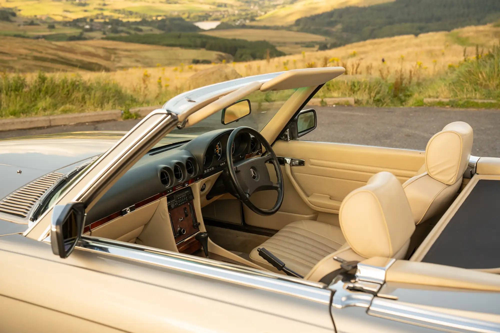 1989 Mercedes 300SL Automatic R107-Sold