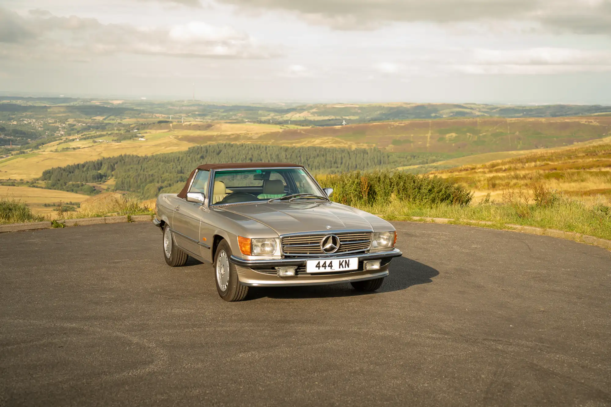 1989 Mercedes 300SL Automatic R107-Sold