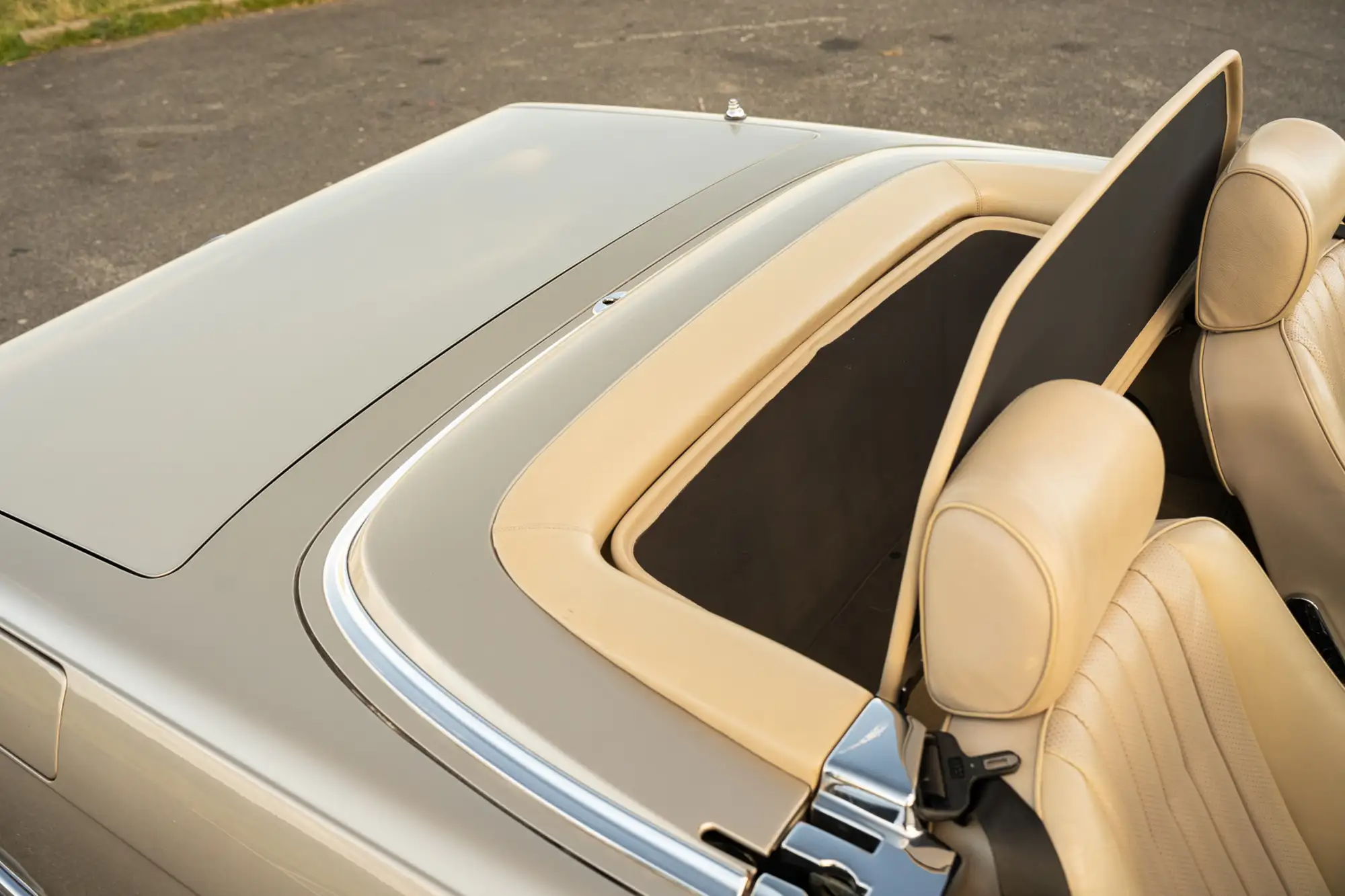1989 Mercedes 300SL Automatic R107-Sold