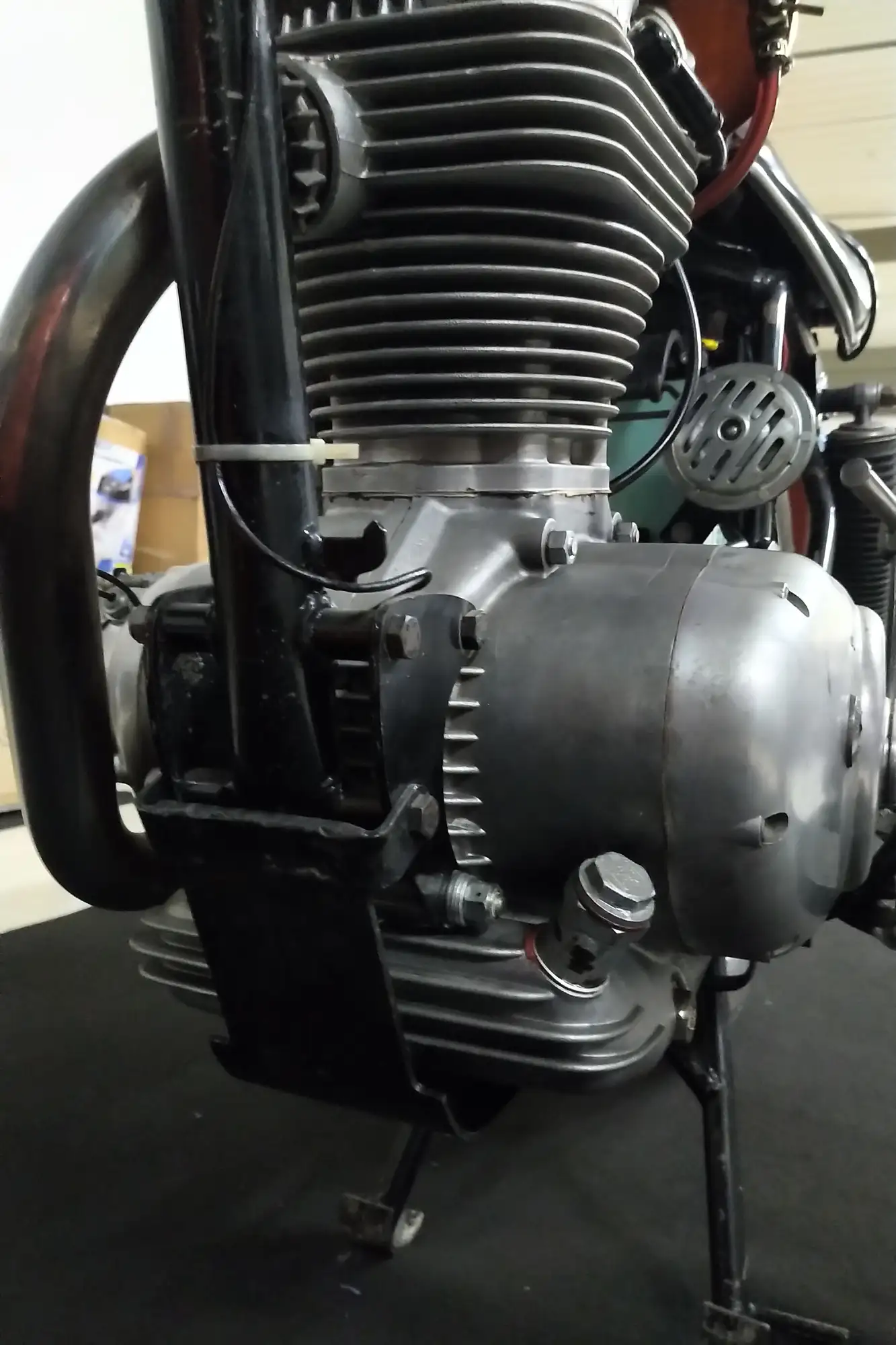 1971 Ducati Scrambler 350 340cc-Sold