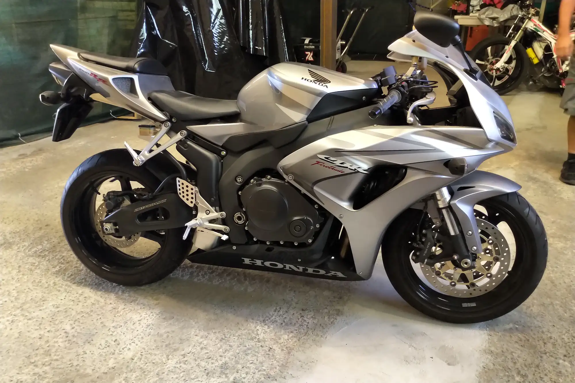 2006 Honda Fireblade CBR1000RR 998cc-Sold