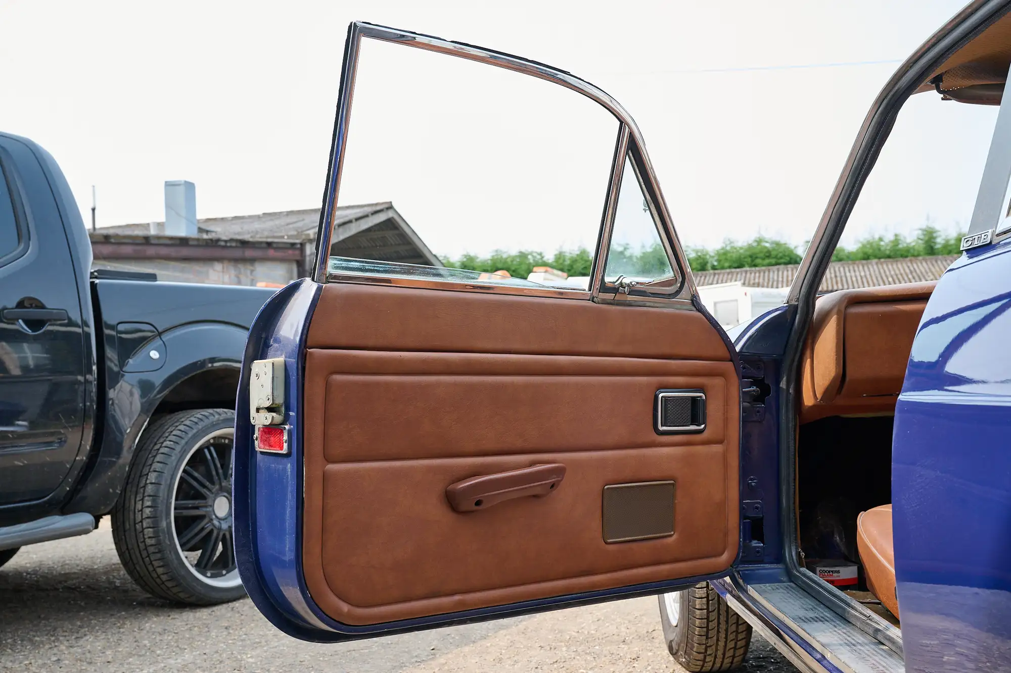 1974 Reliant Scimitar SE5A GTE-Sold