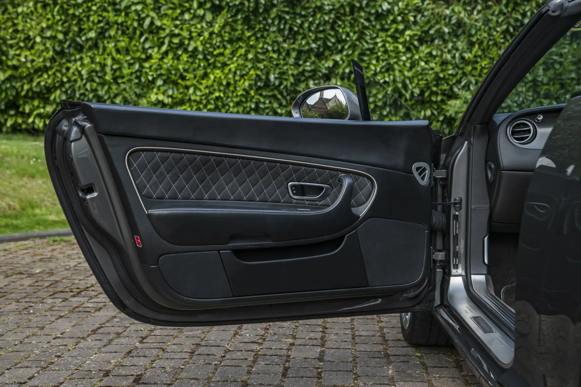 2010 Bentley Continental GTC Supersports-Sold