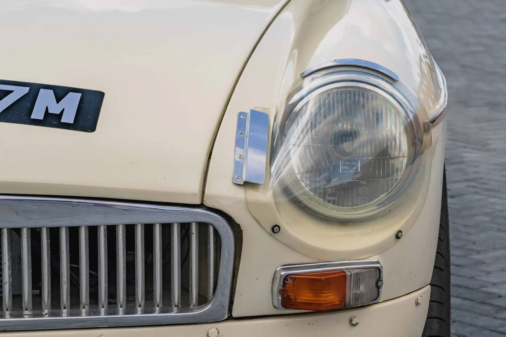1973 MG B GT-Sold