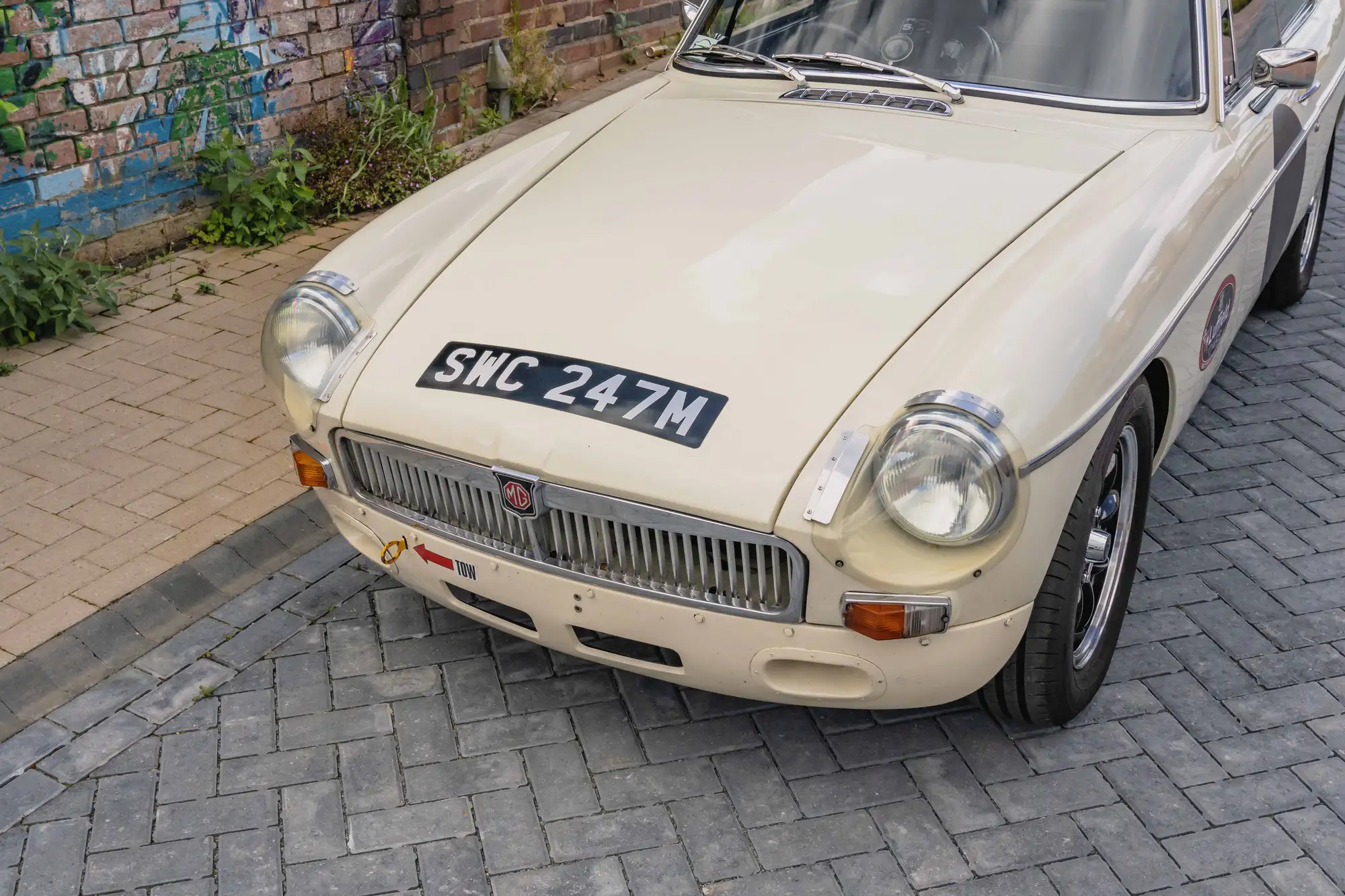1973 MG B GT-Sold