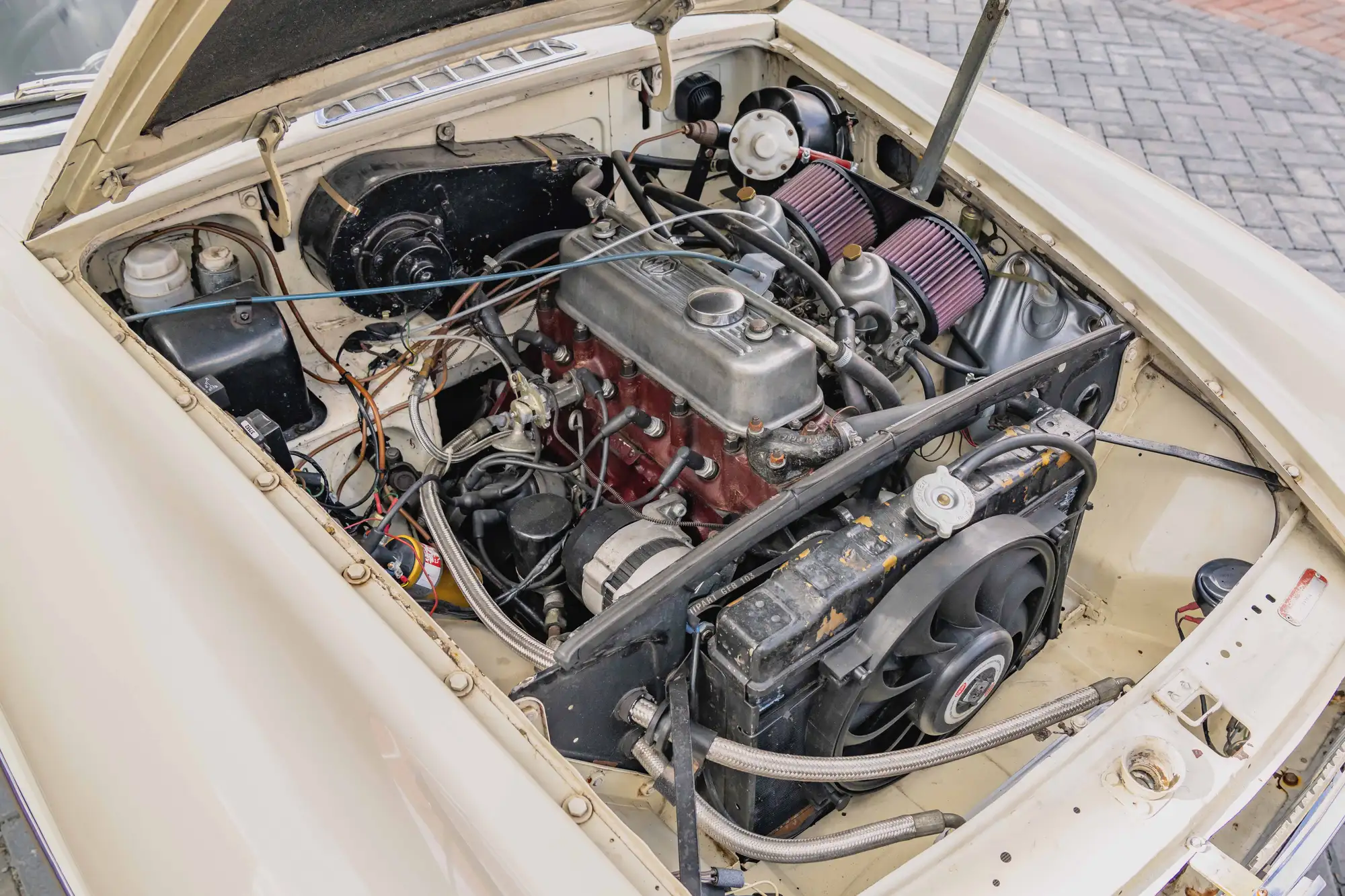 1973 MG B GT-Sold