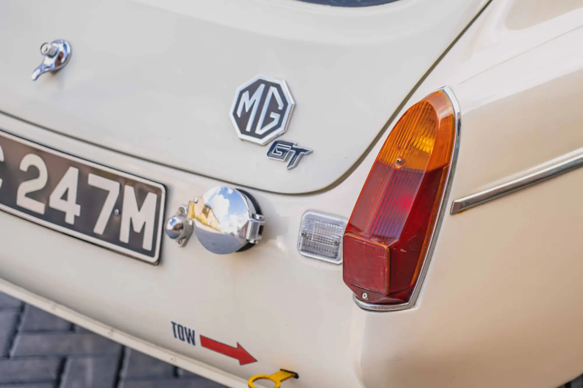 1973 MG B GT-Sold
