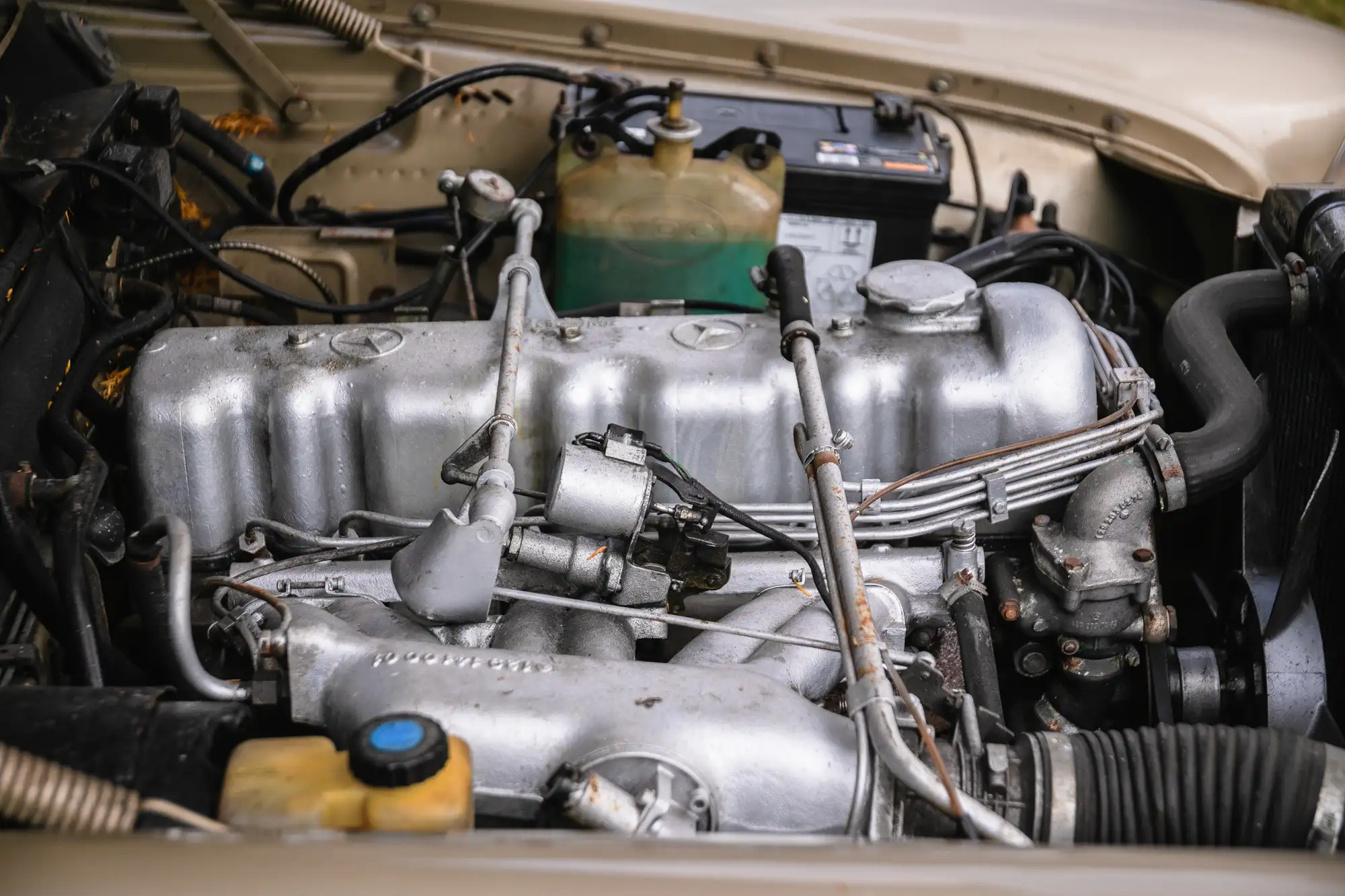 1966 Mercedes-Benz 250SE Cabriolet-Sold