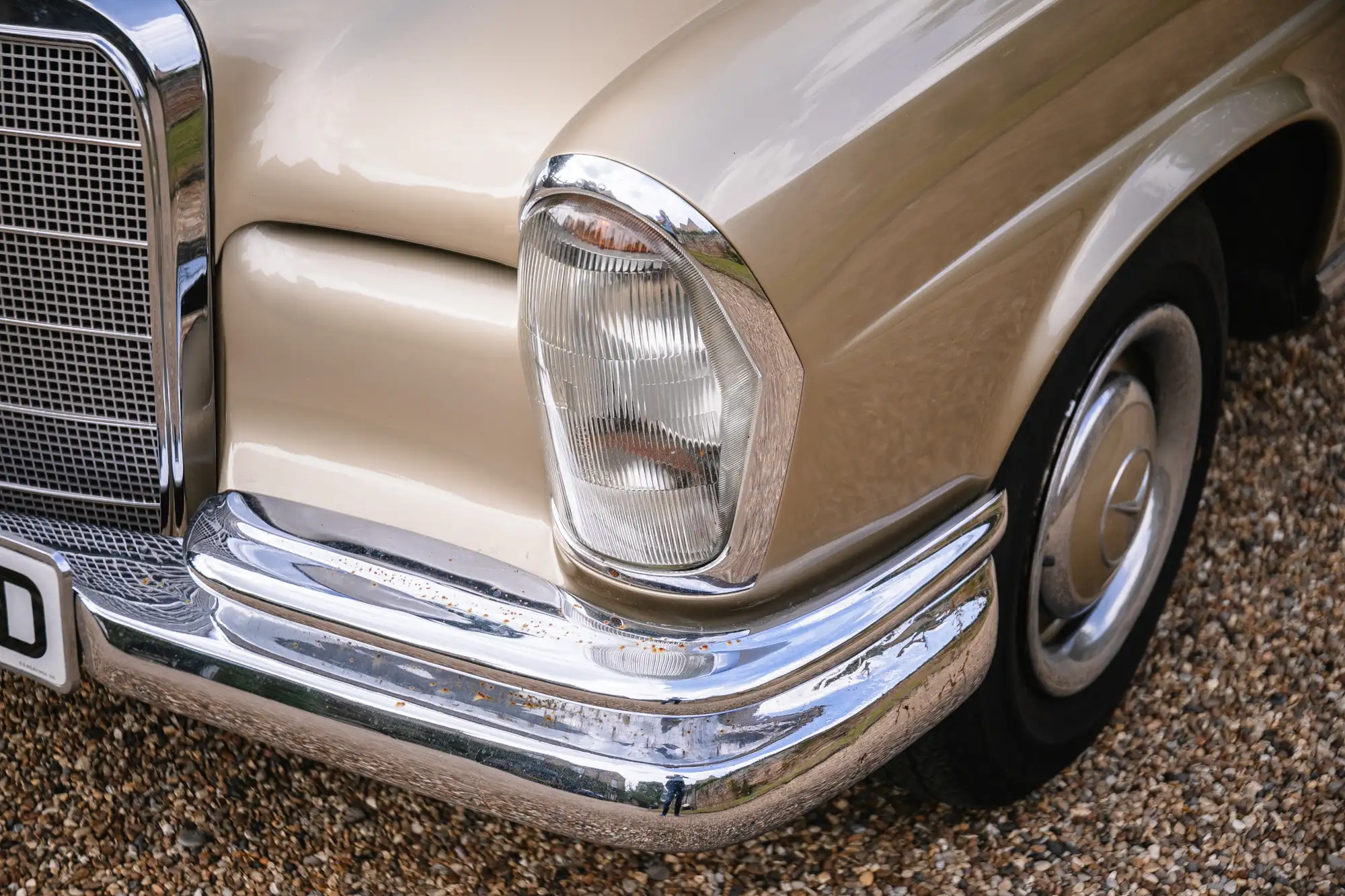 1966 Mercedes-Benz 250SE Cabriolet-Sold