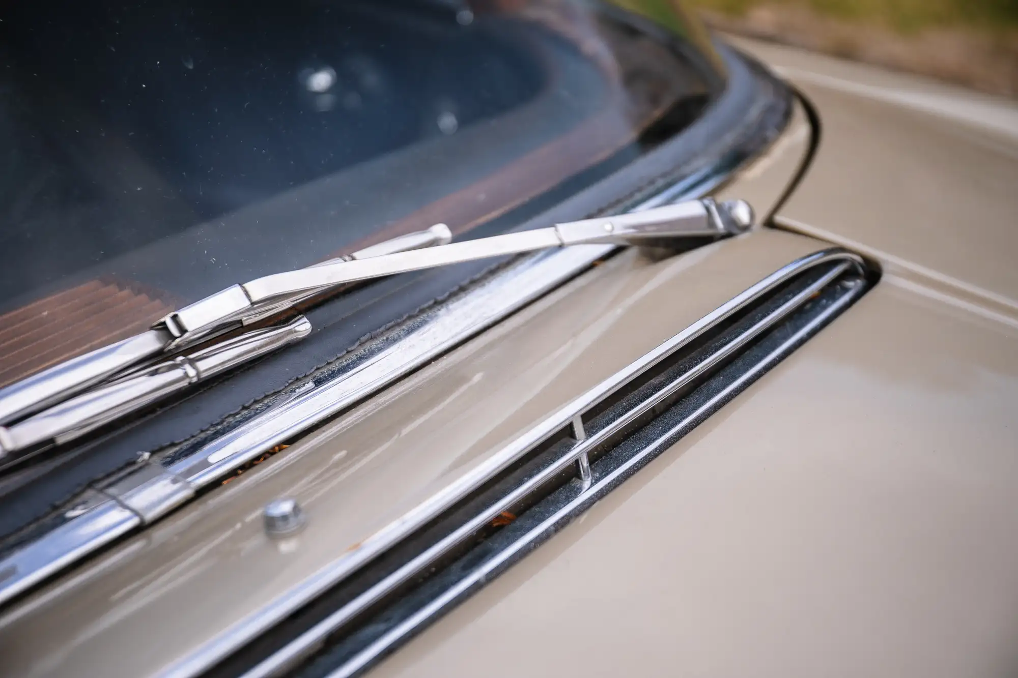 1966 Mercedes-Benz 250SE Cabriolet-Sold