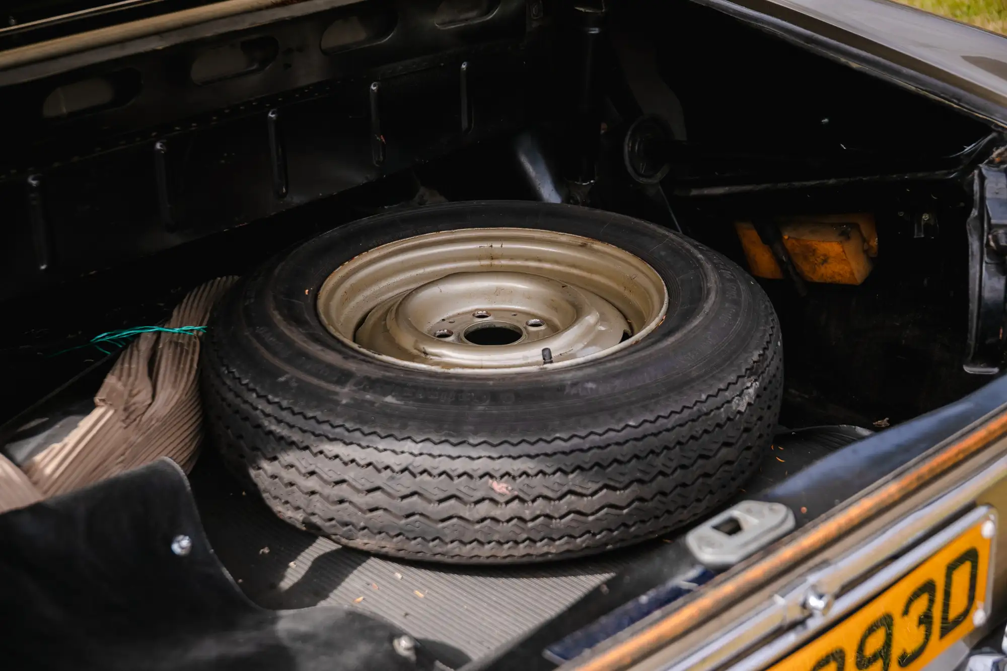 1966 Mercedes-Benz 250SE Cabriolet-Sold