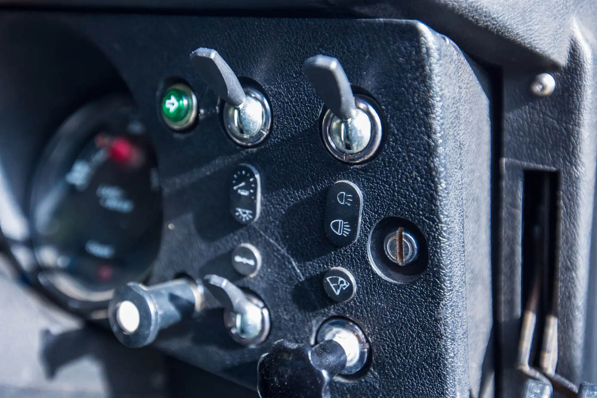 1975 Land Rover Series 3 88" 2.25 Petrol-Sold