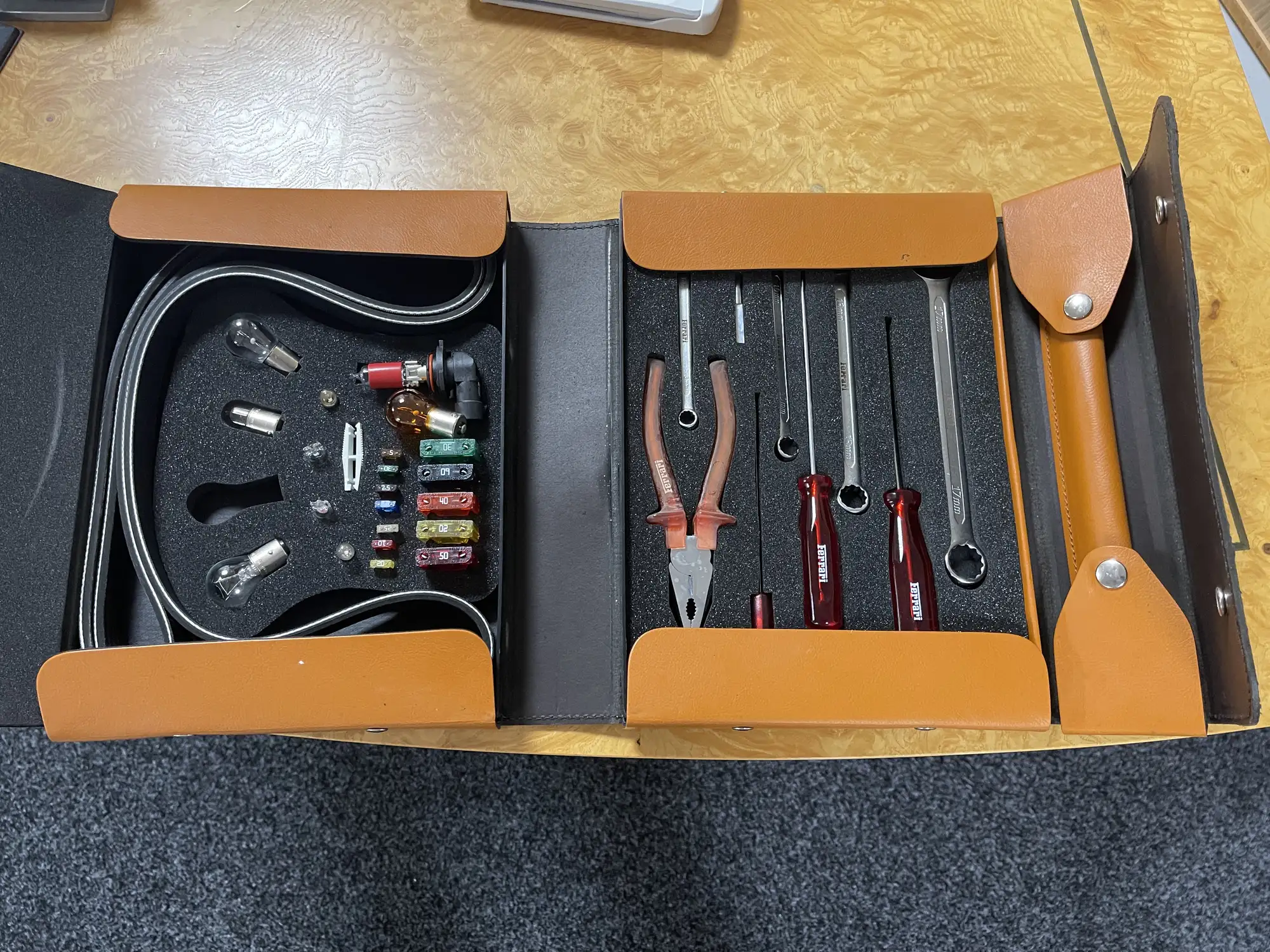 2006 Aston Martin V8 Vantage - Manual-Sold