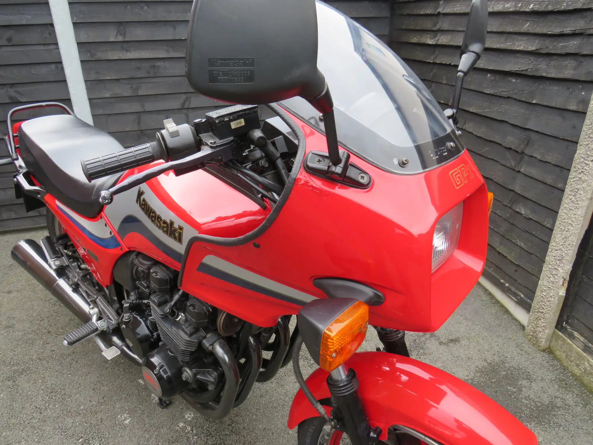 1985 Kawasaki GPZ550-A2 553cc-Sold