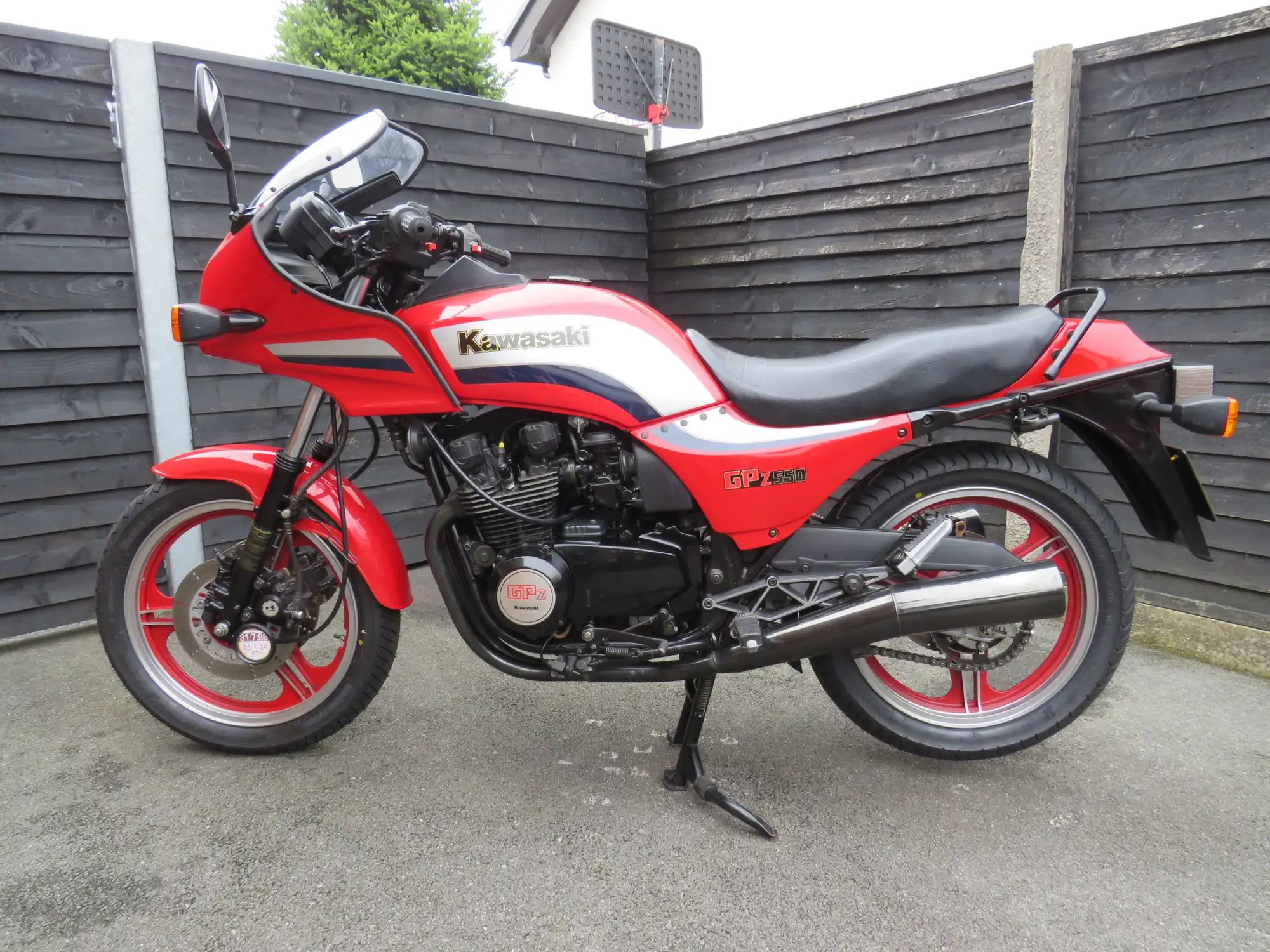 1985 Kawasaki GPZ550-A2 553cc-Sold