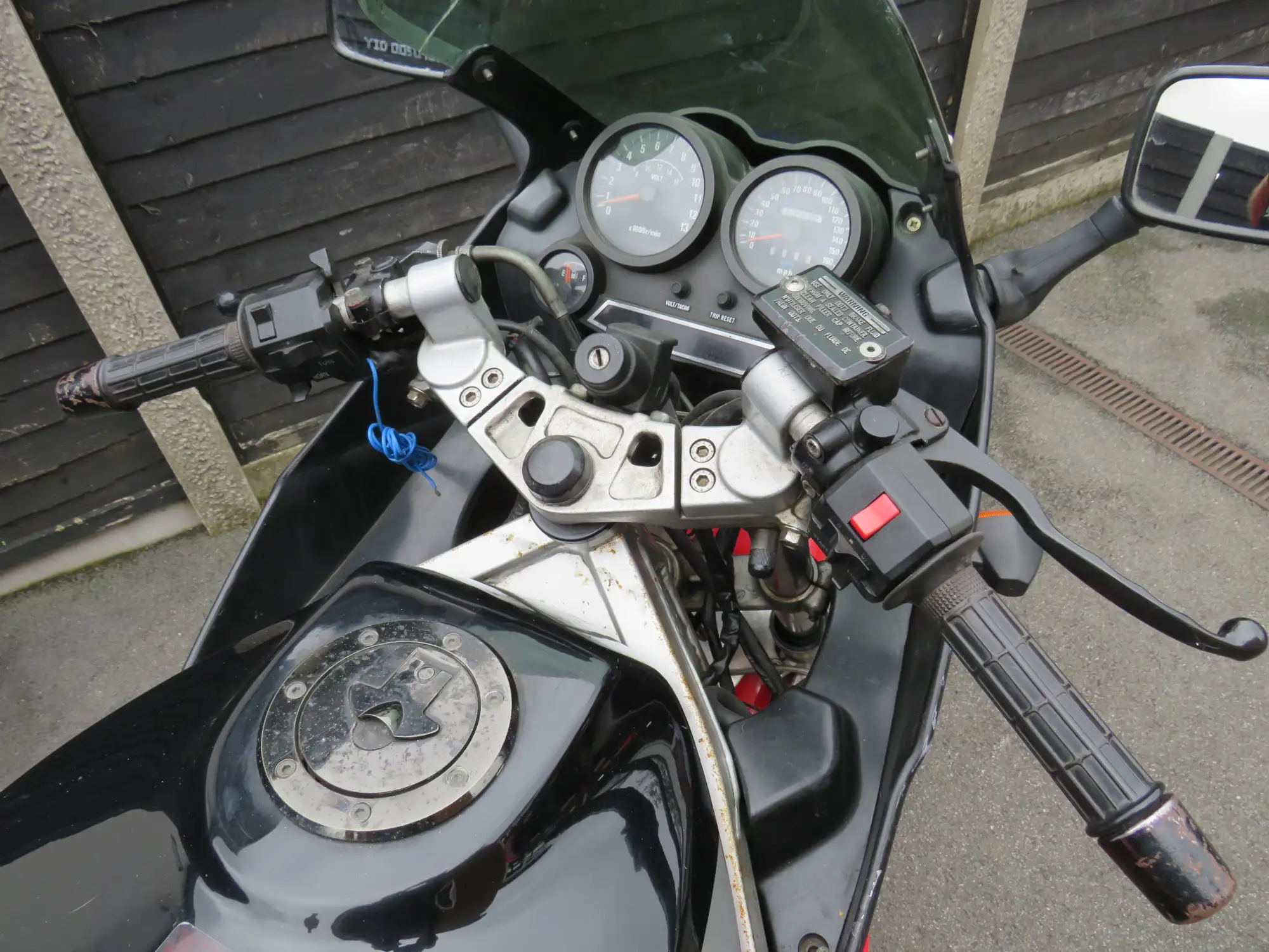 1985 Kawasaki GPZ600-A1 592cc-Sold