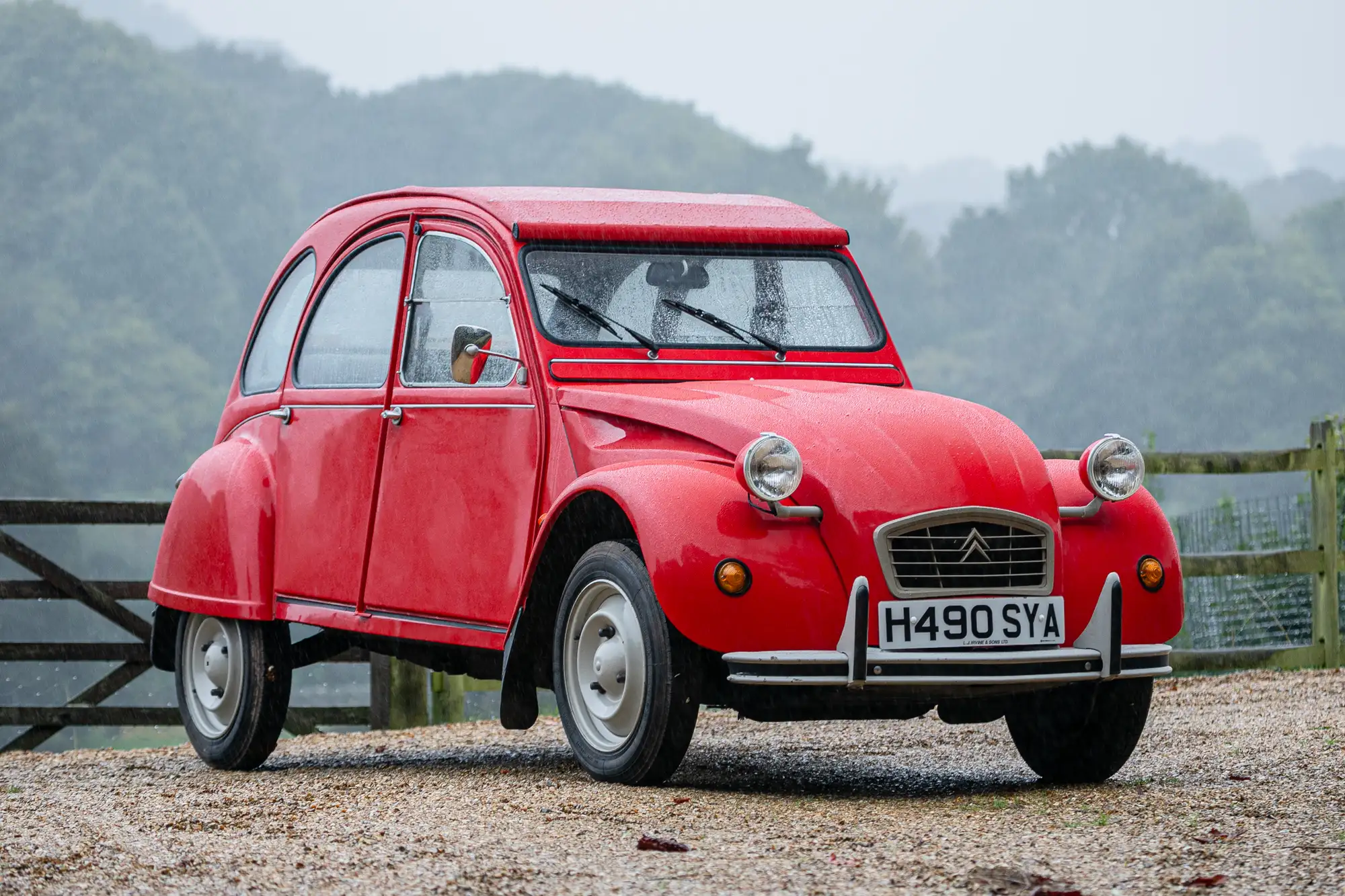 CITROEN 2CV(1966)　レッド　SOLID　箱あり CITROEN 2CV(1966) レッド SOLID 箱あり - メルカリ