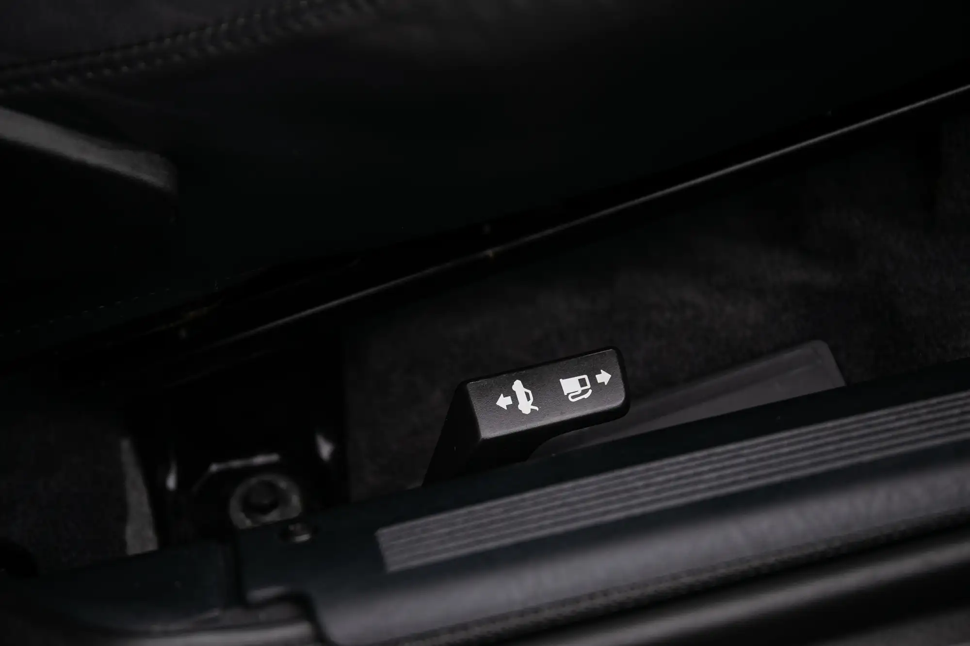 1990 Ford Sierra Sapphire Cosworth Rouse Sport 304-R 28@4 mi-Sold