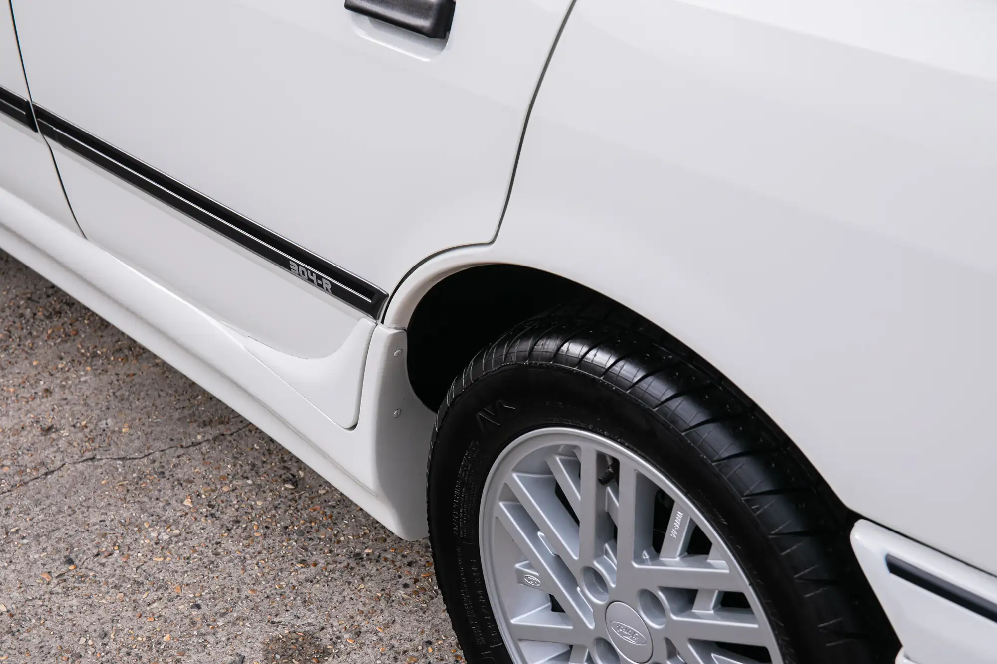 1990 Ford Sierra Sapphire Cosworth Rouse Sport 304-R 28@4 mi-Sold