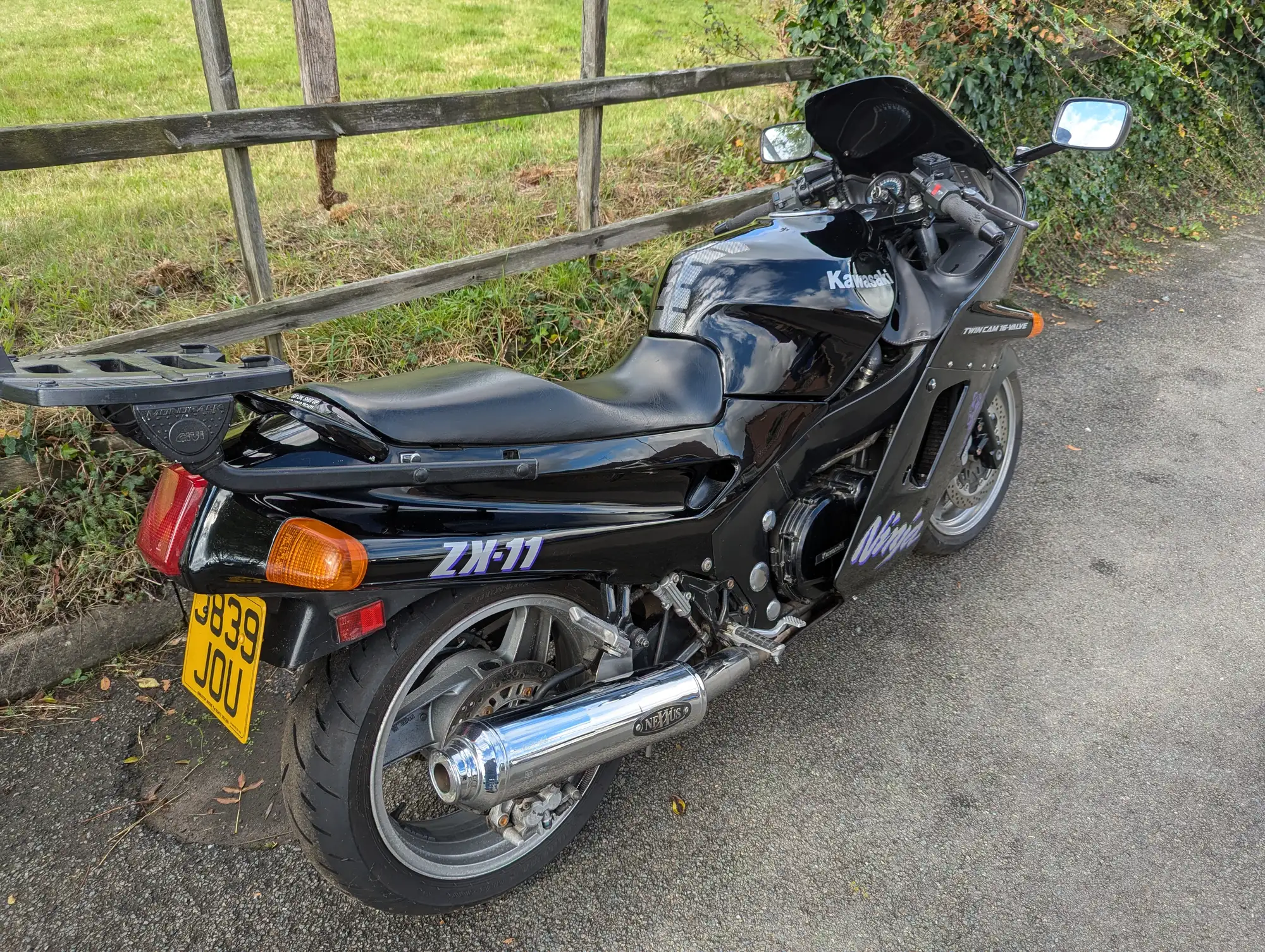1992 Kawasaki ZX-11 (ZZR-1100) 1052cc-Sold