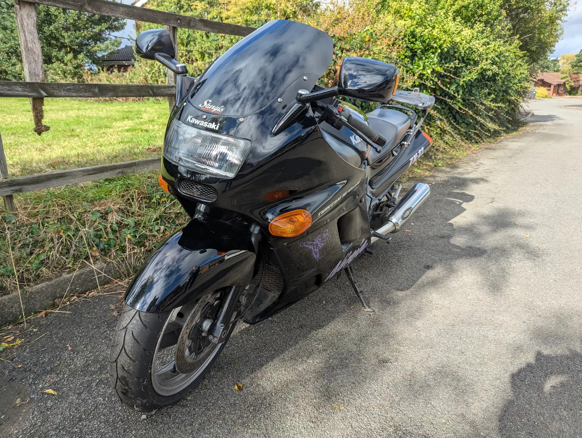 1992 Kawasaki ZX-11 (ZZR-1100) 1052cc-Sold