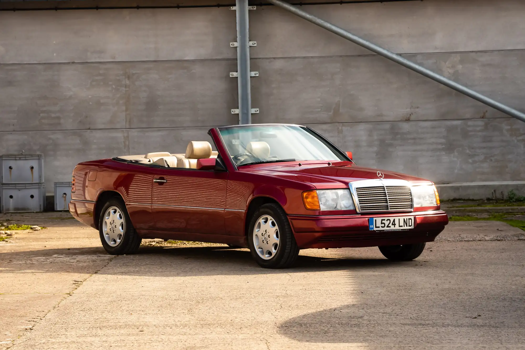 1993 Mercedes-Benz E320 Cabriolet (W124)-Sold