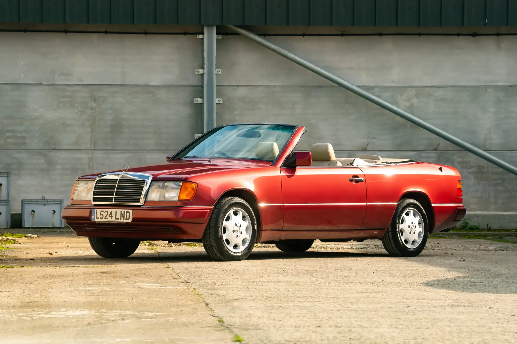 1993 Mercedes-Benz E320 Cabriolet (W124)-Sold