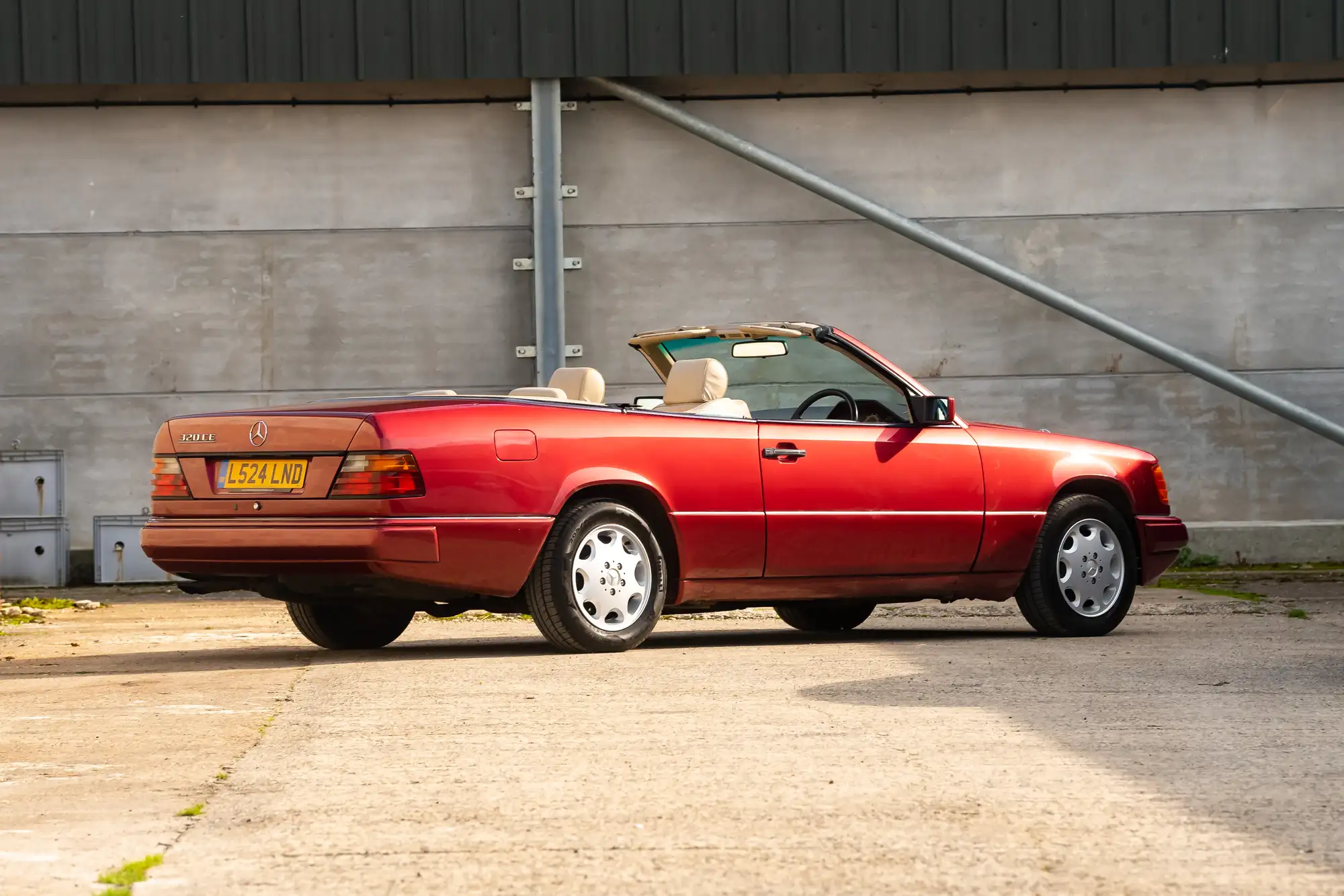 1993 Mercedes-Benz E320 Cabriolet (W124)-Sold