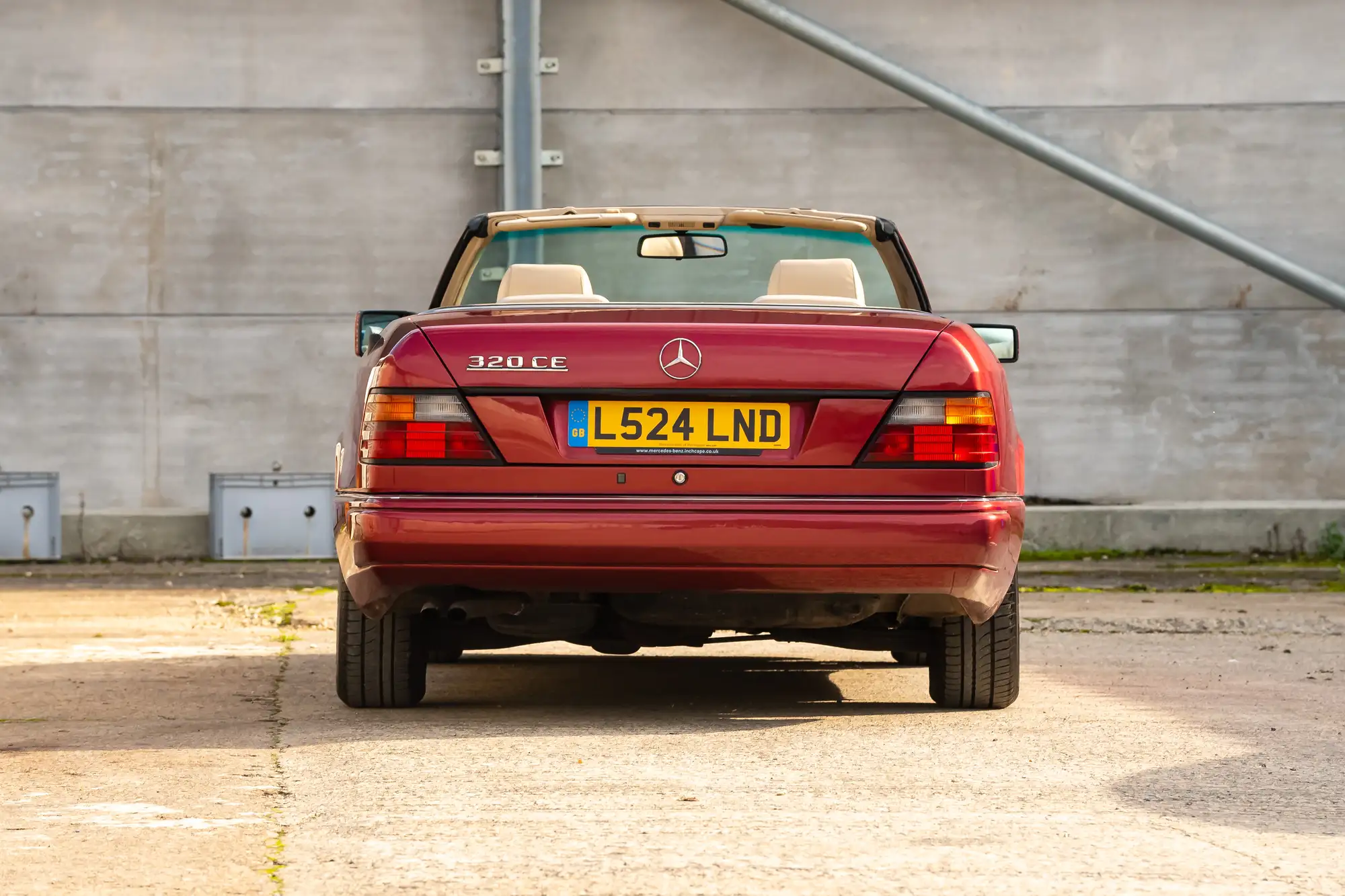 1993 Mercedes-Benz E320 Cabriolet (W124)-Sold